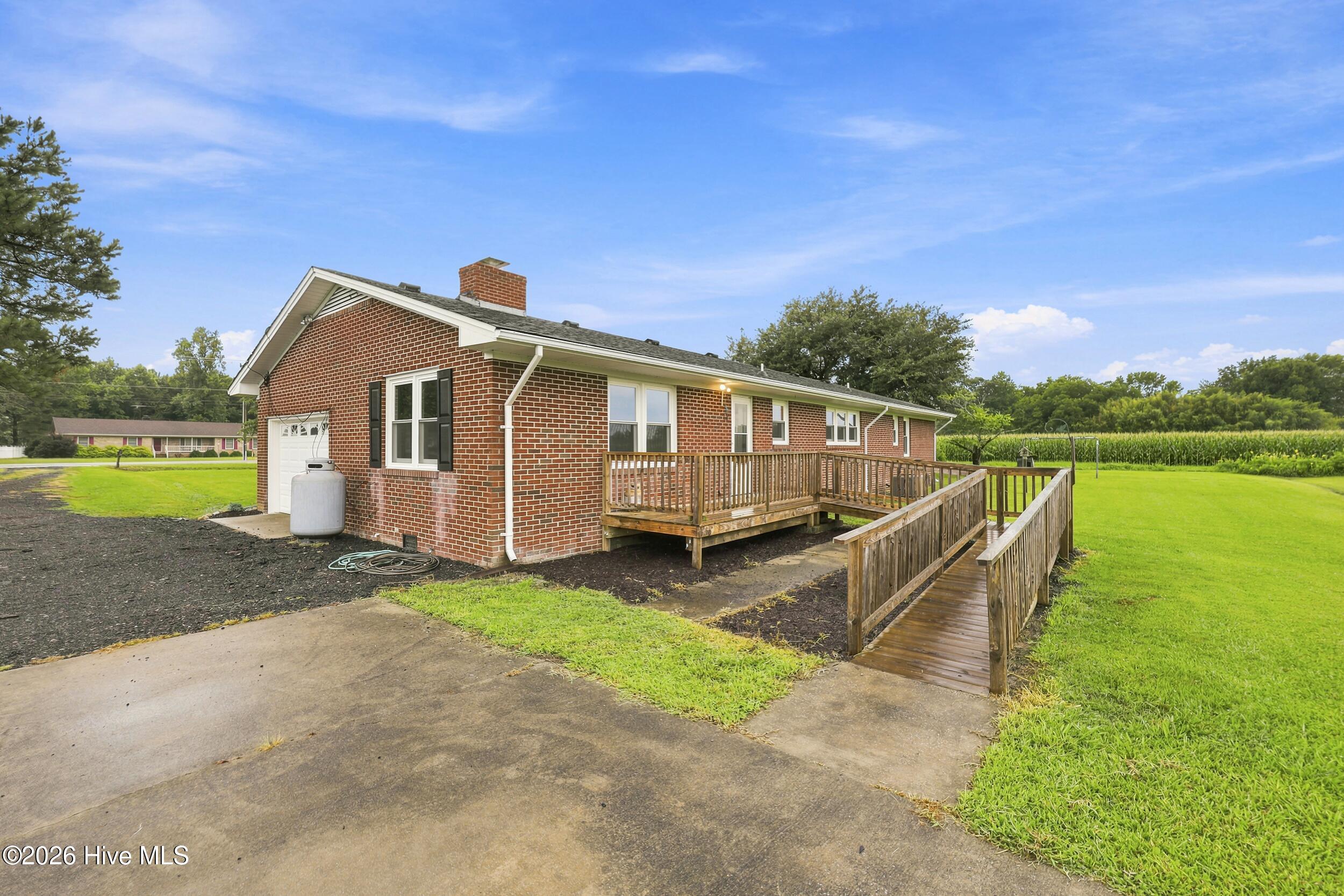 main property photo 39