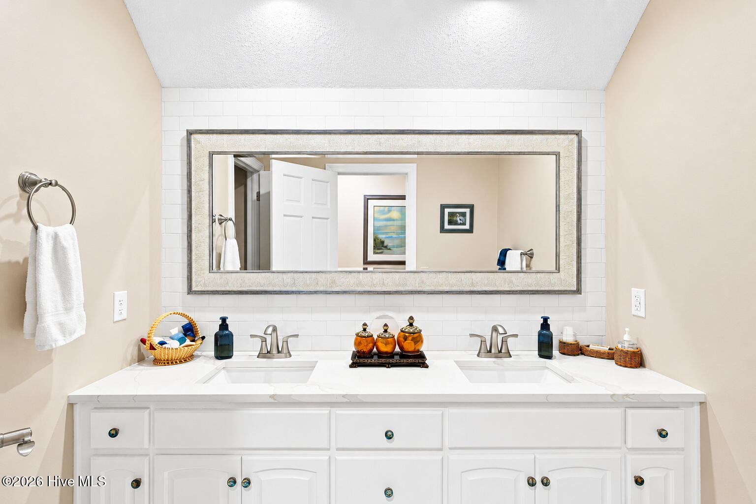 main property photo 64