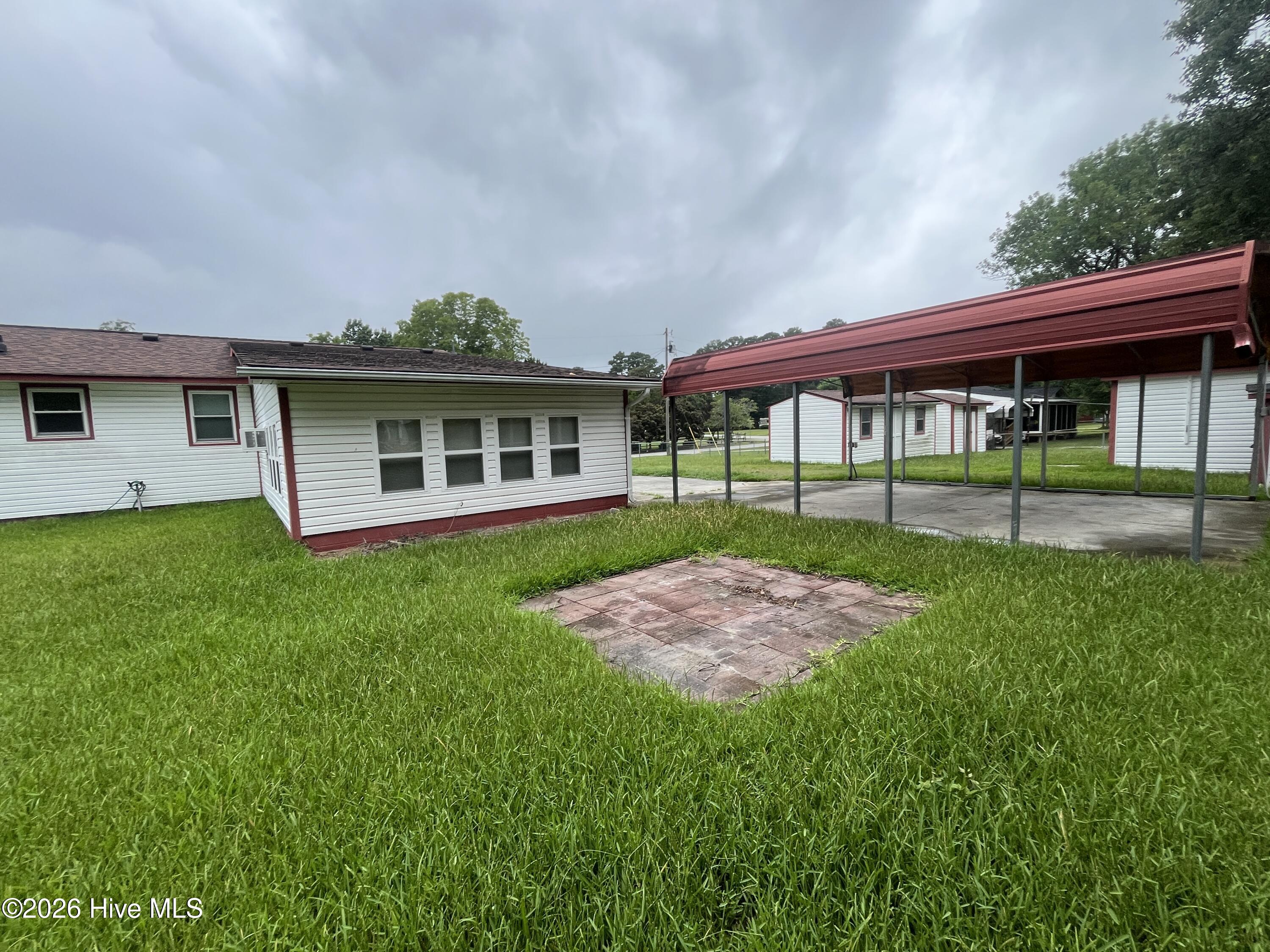 main property photo 12