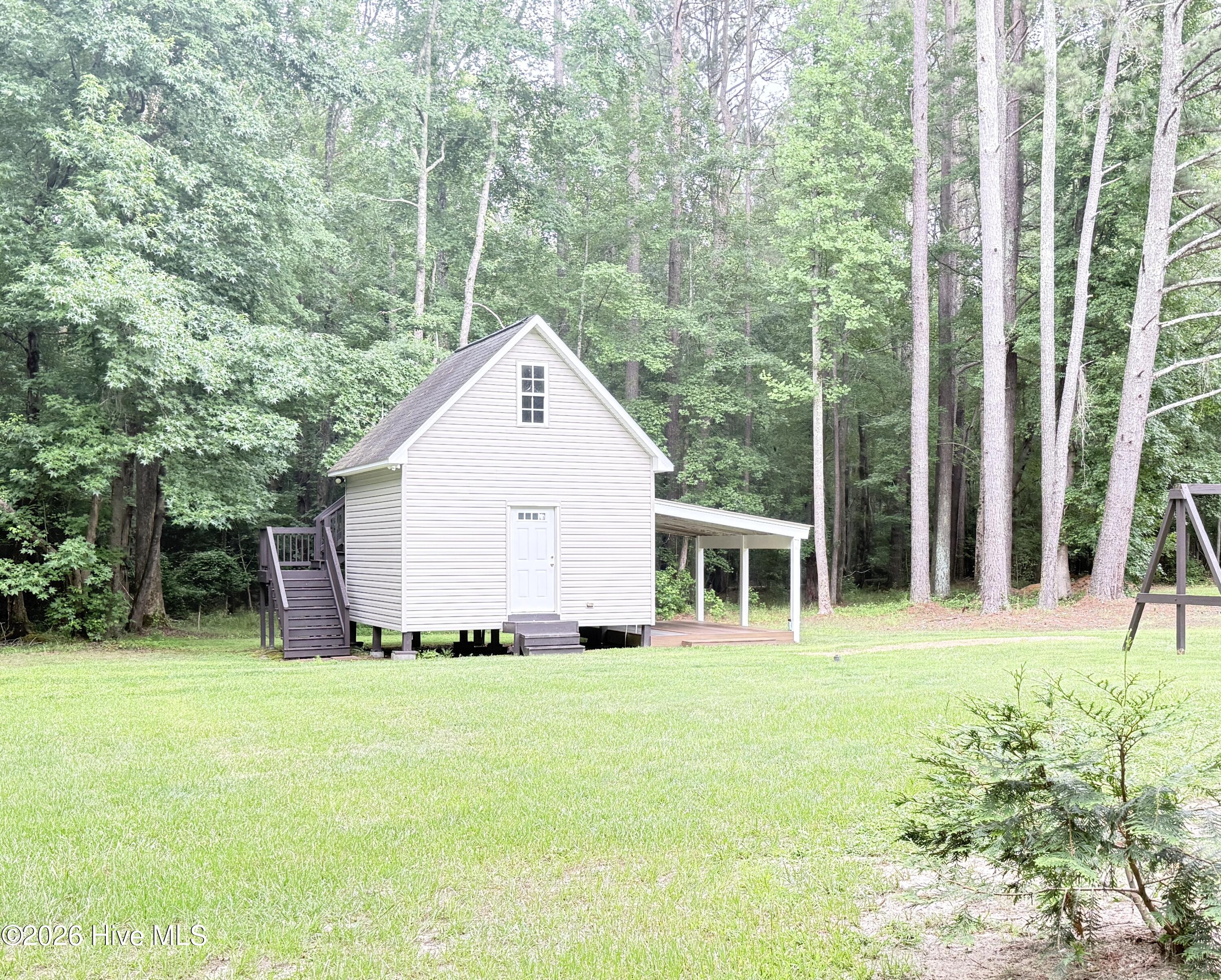 main property photo 11
