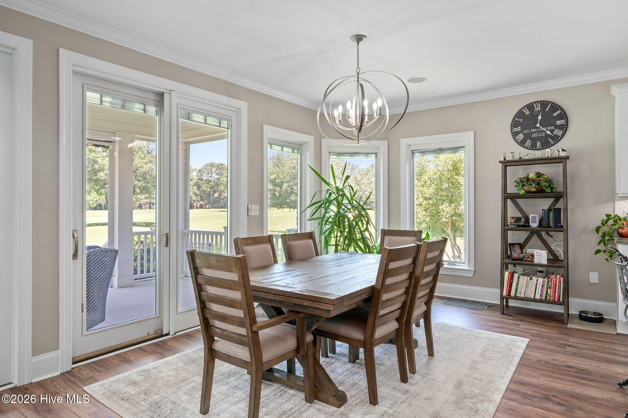 main property photo 6