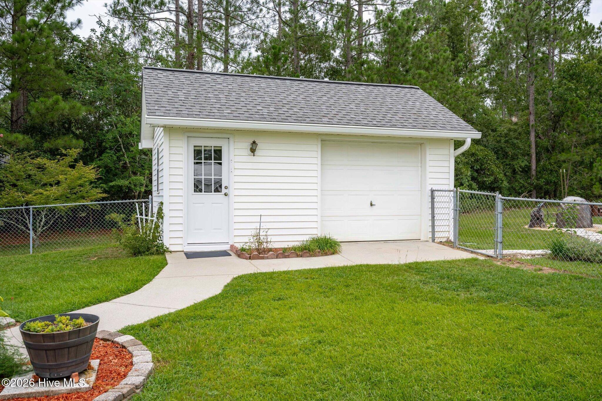 main property photo 46