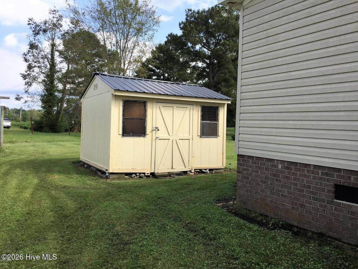 main property photo 15