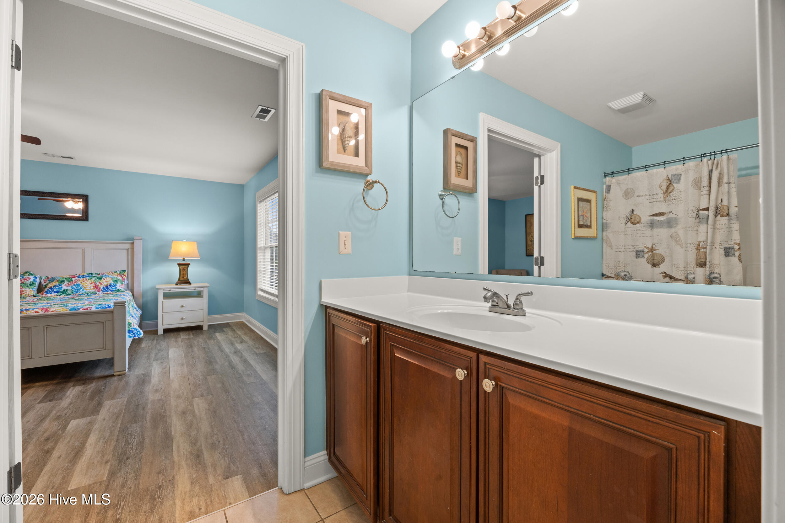 main property photo 79
