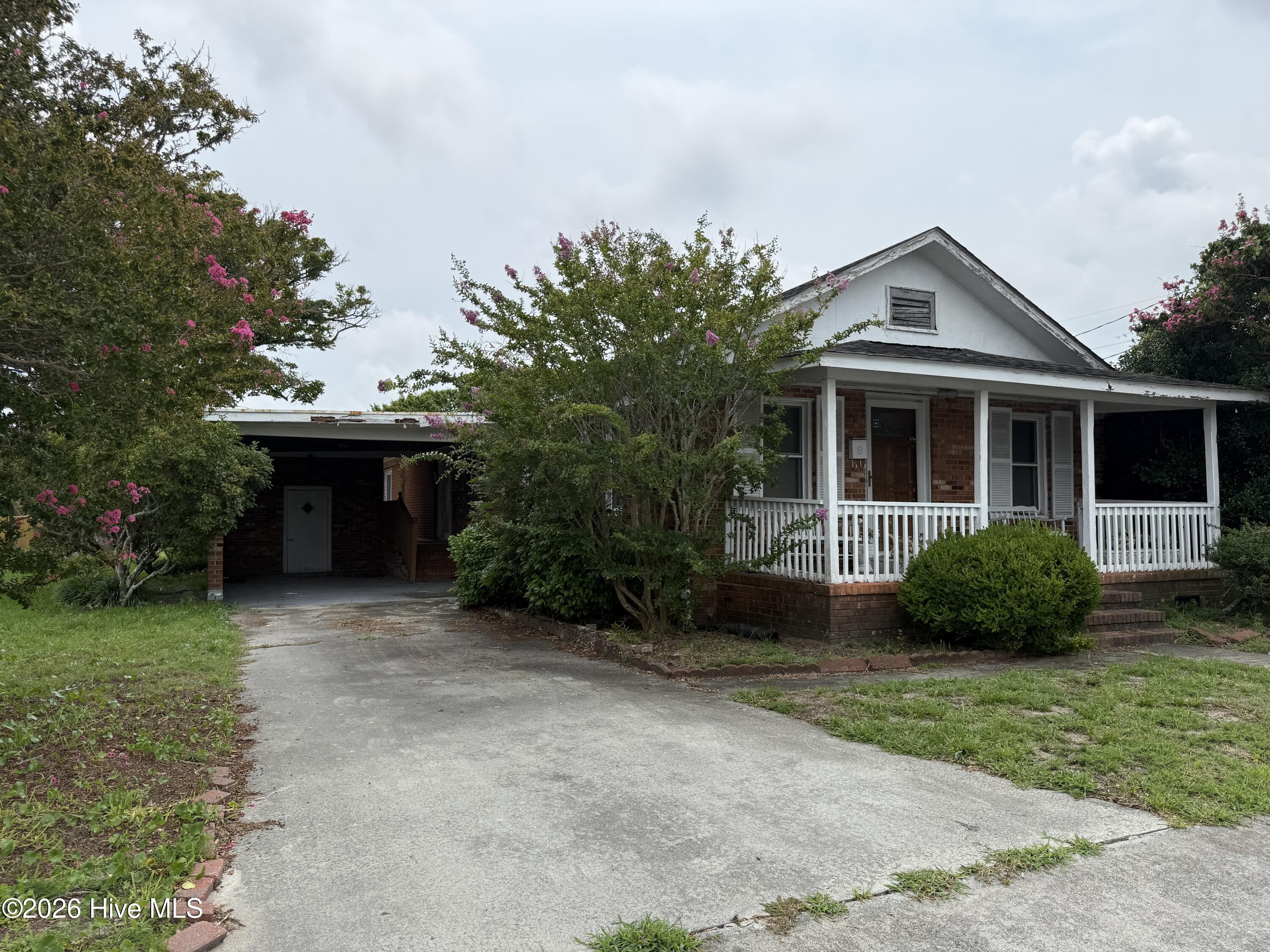 main property photo 39