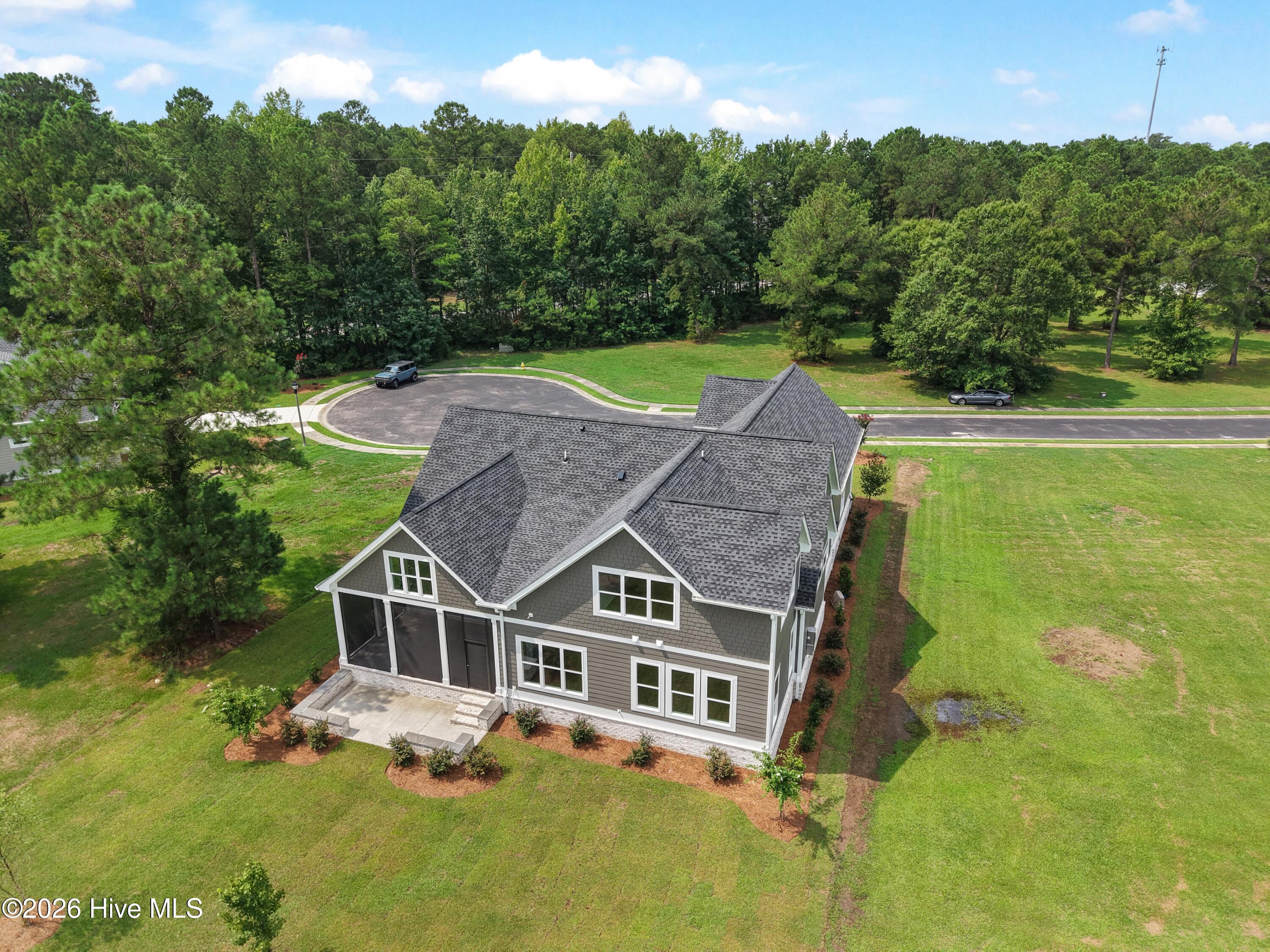 main property photo 50