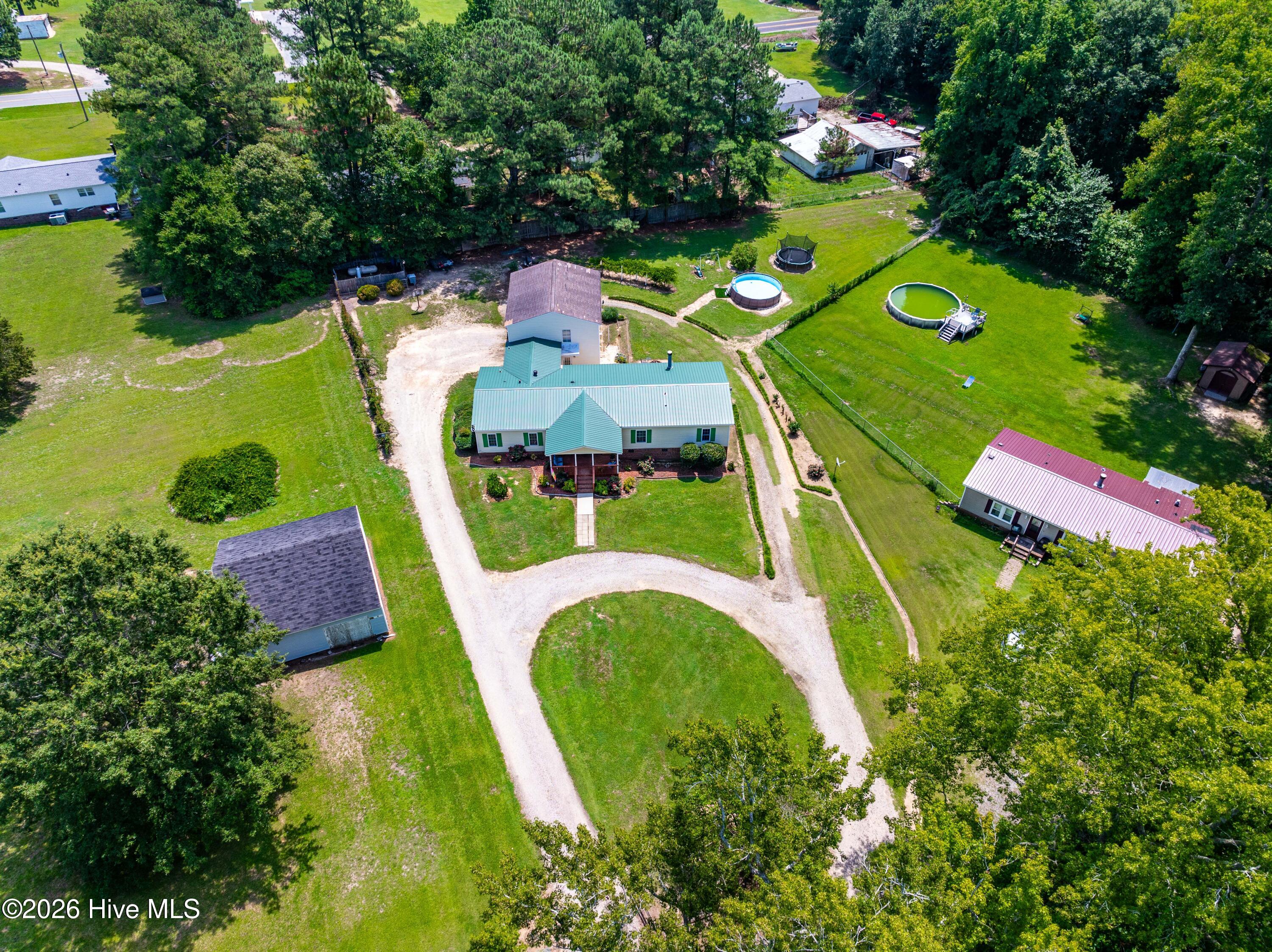main property photo 27