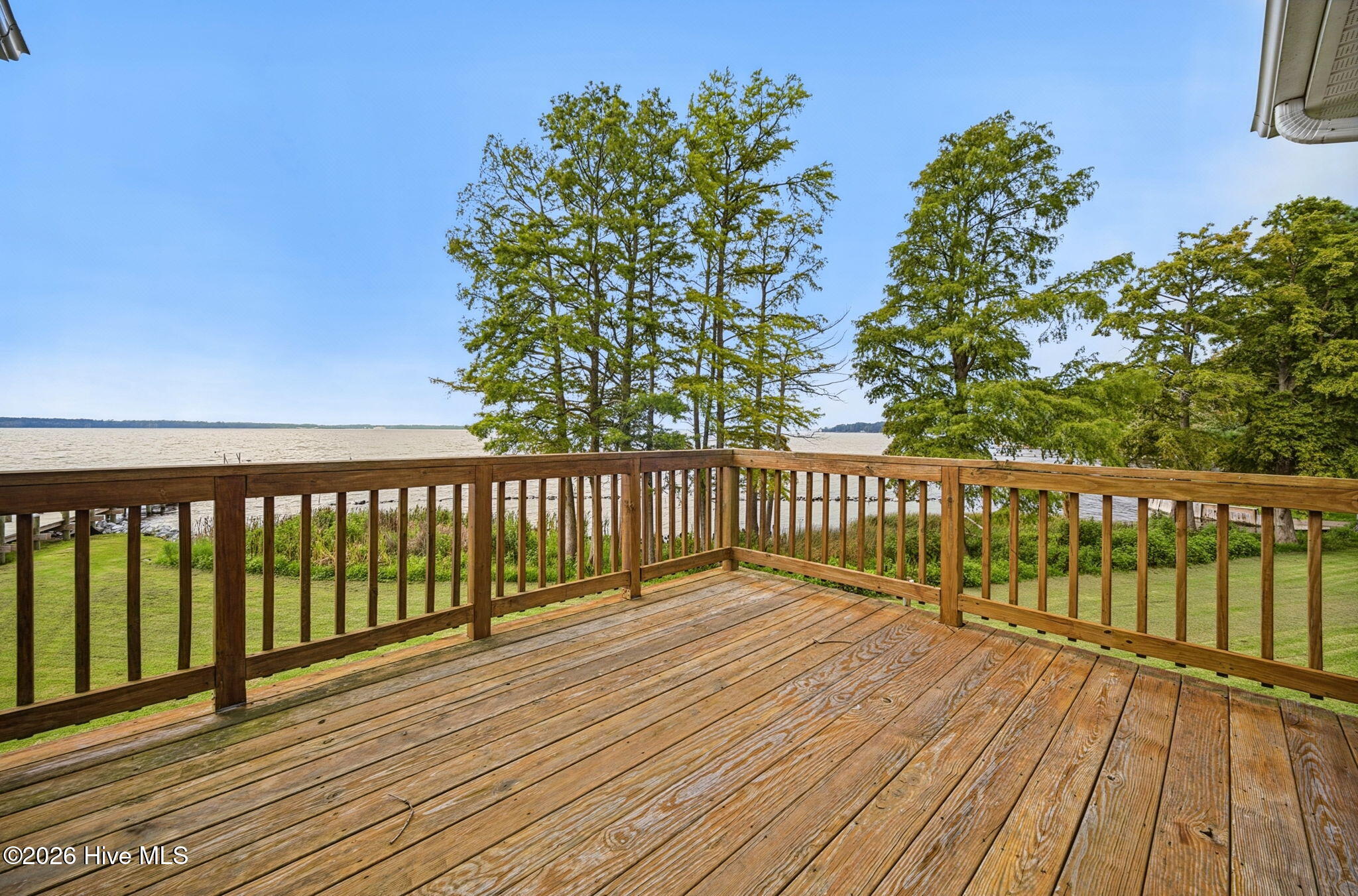 main property photo 44