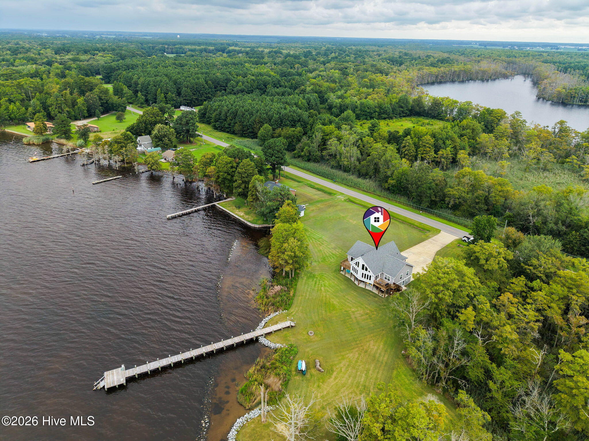 main property photo 6