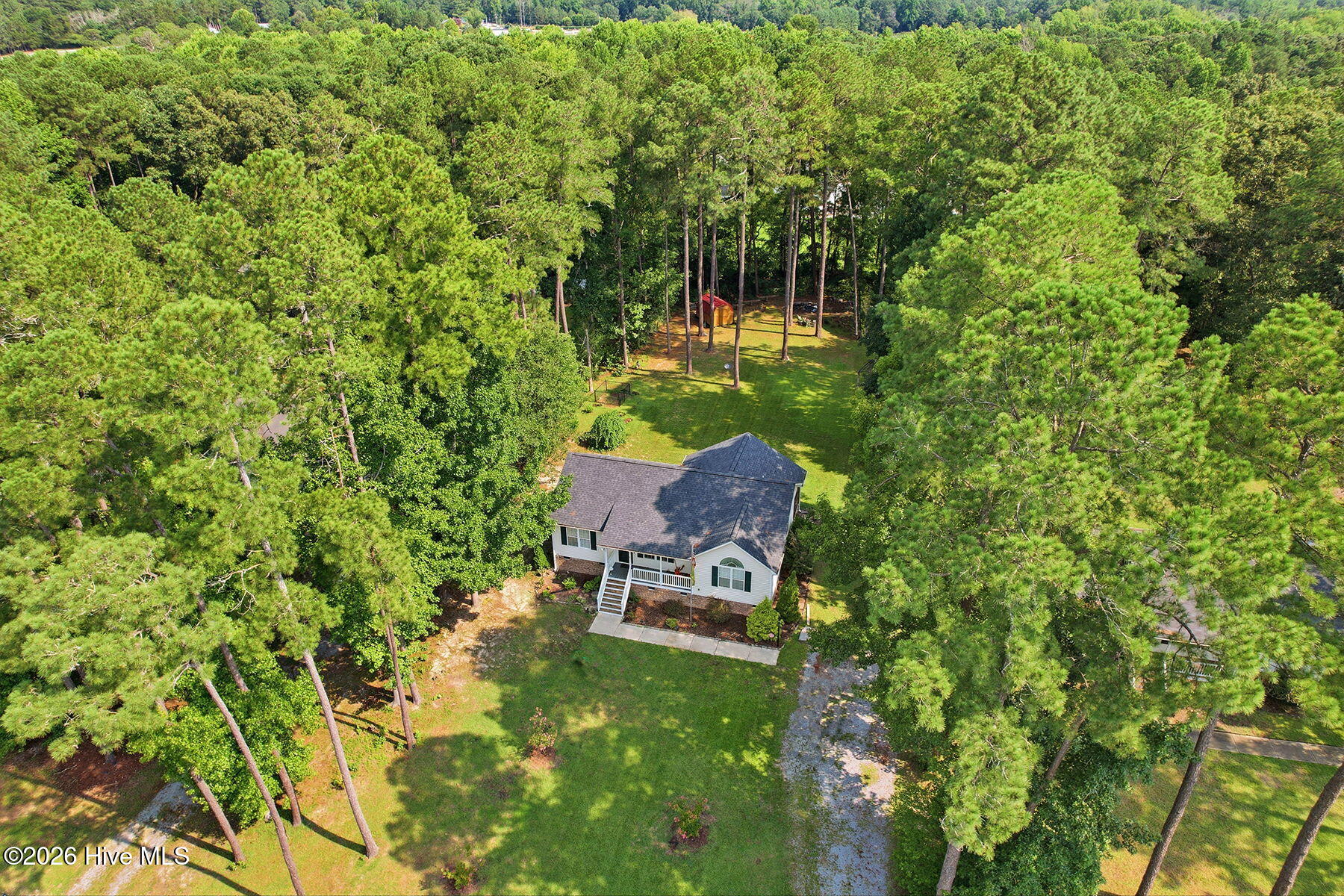 main property photo 28