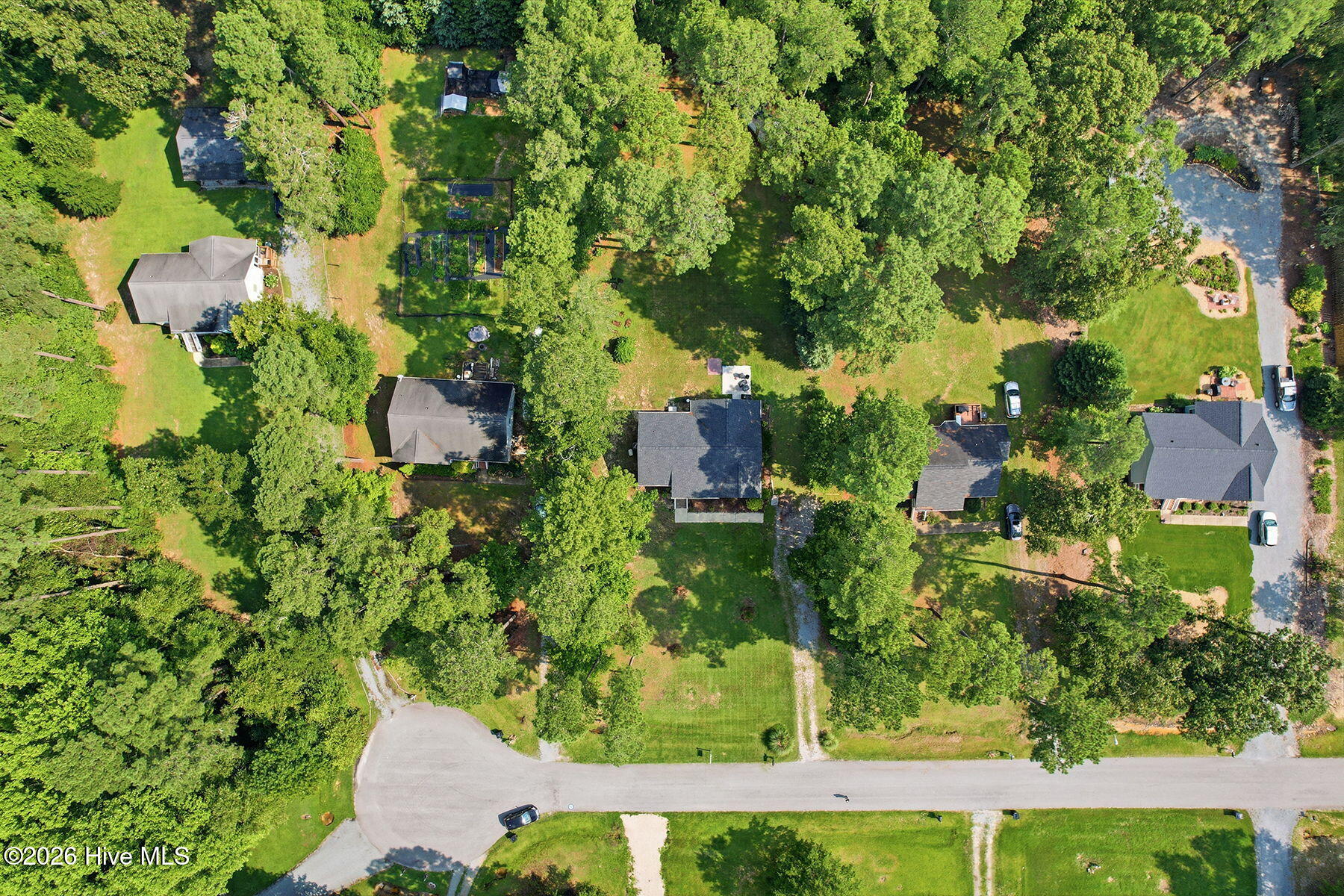 main property photo 29
