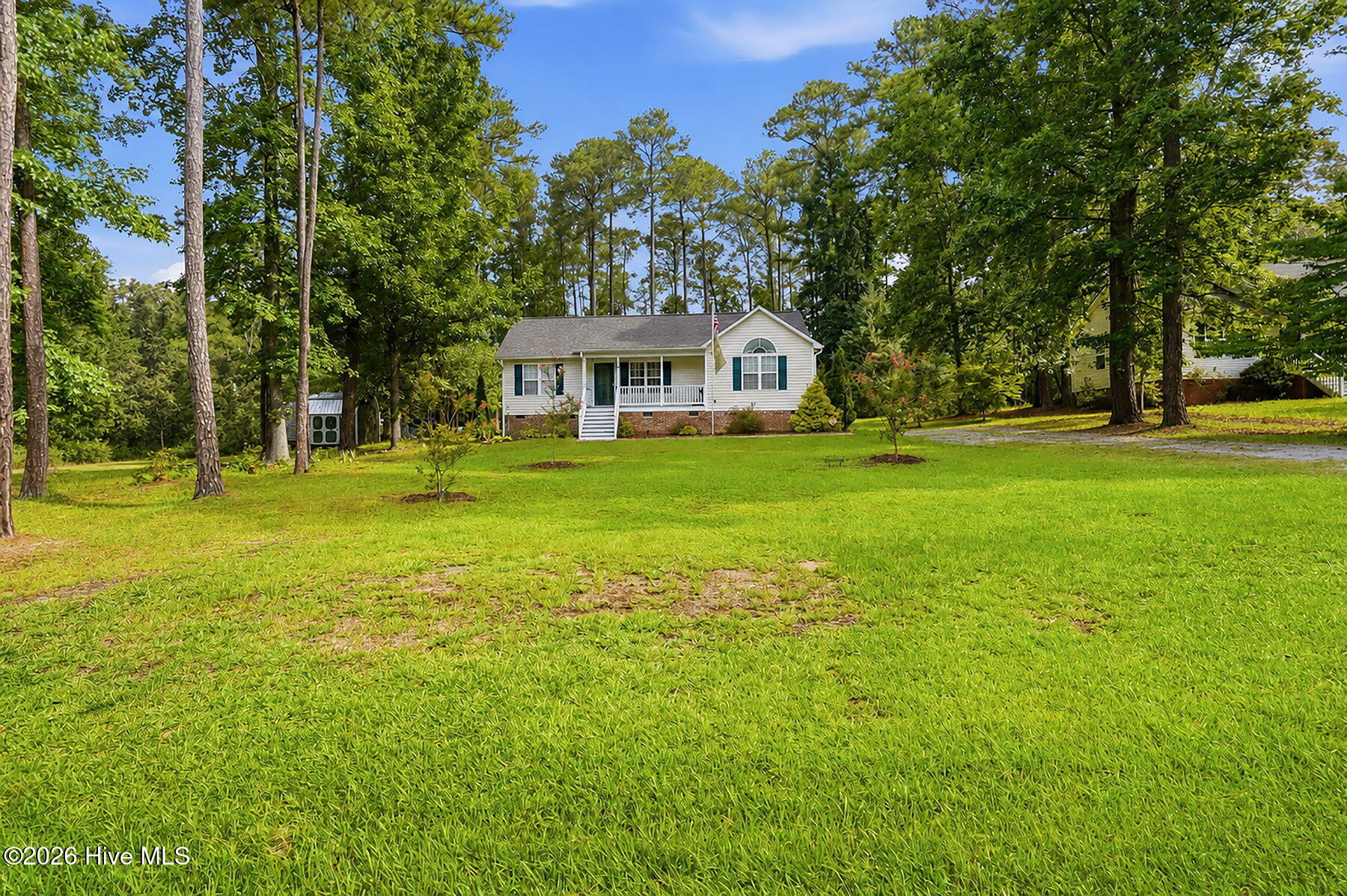 main property photo 8