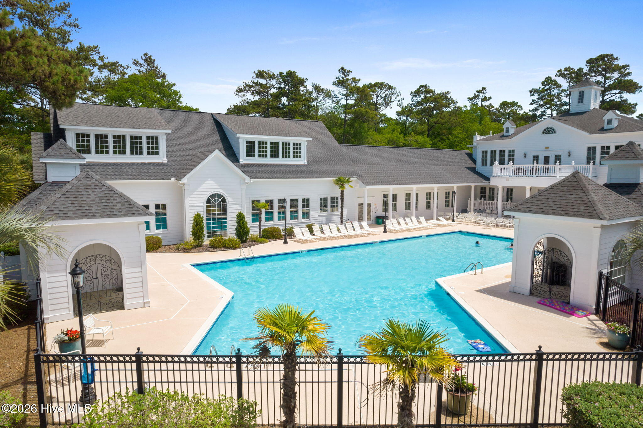 main property photo 78