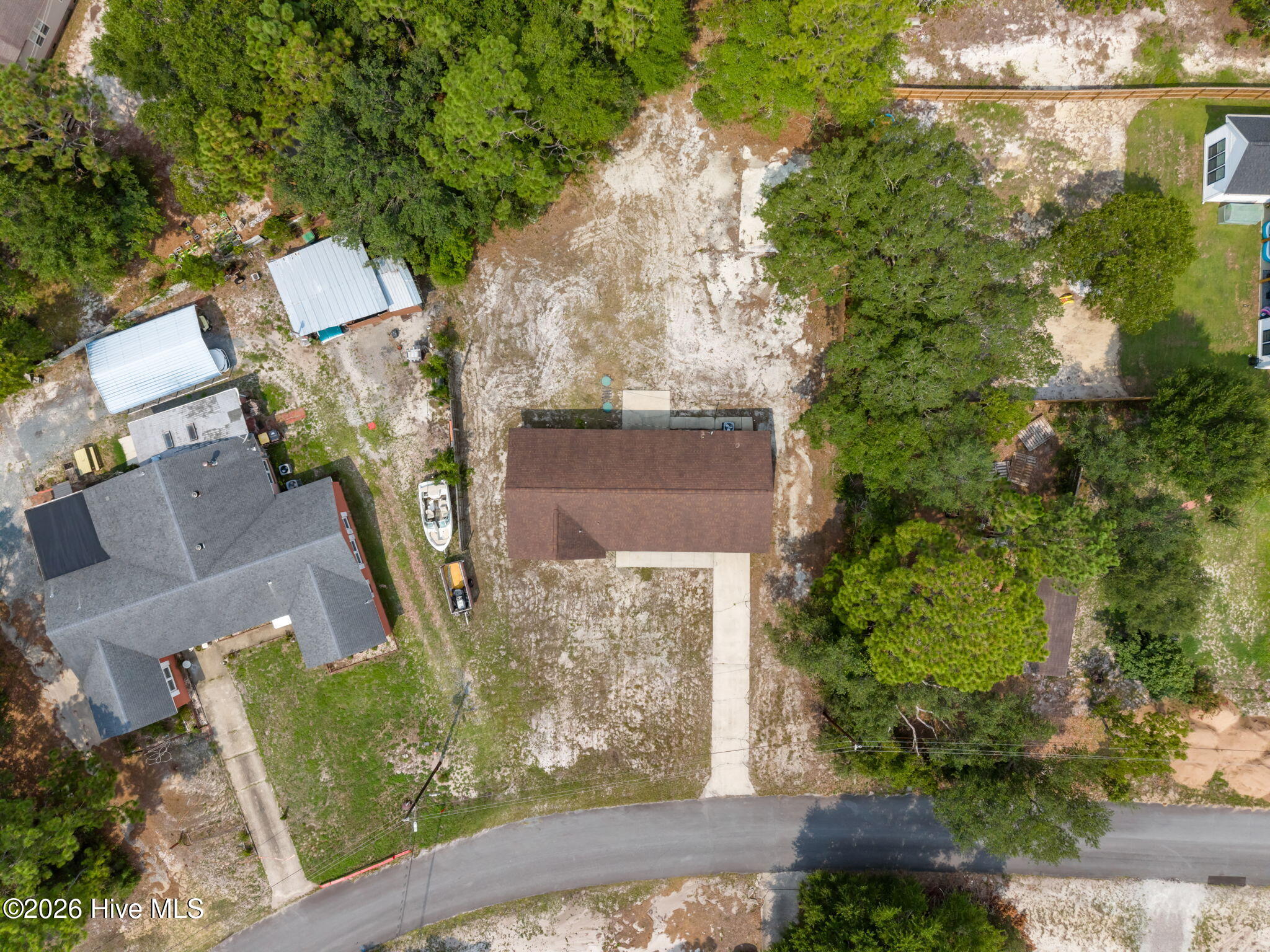 main property photo 36