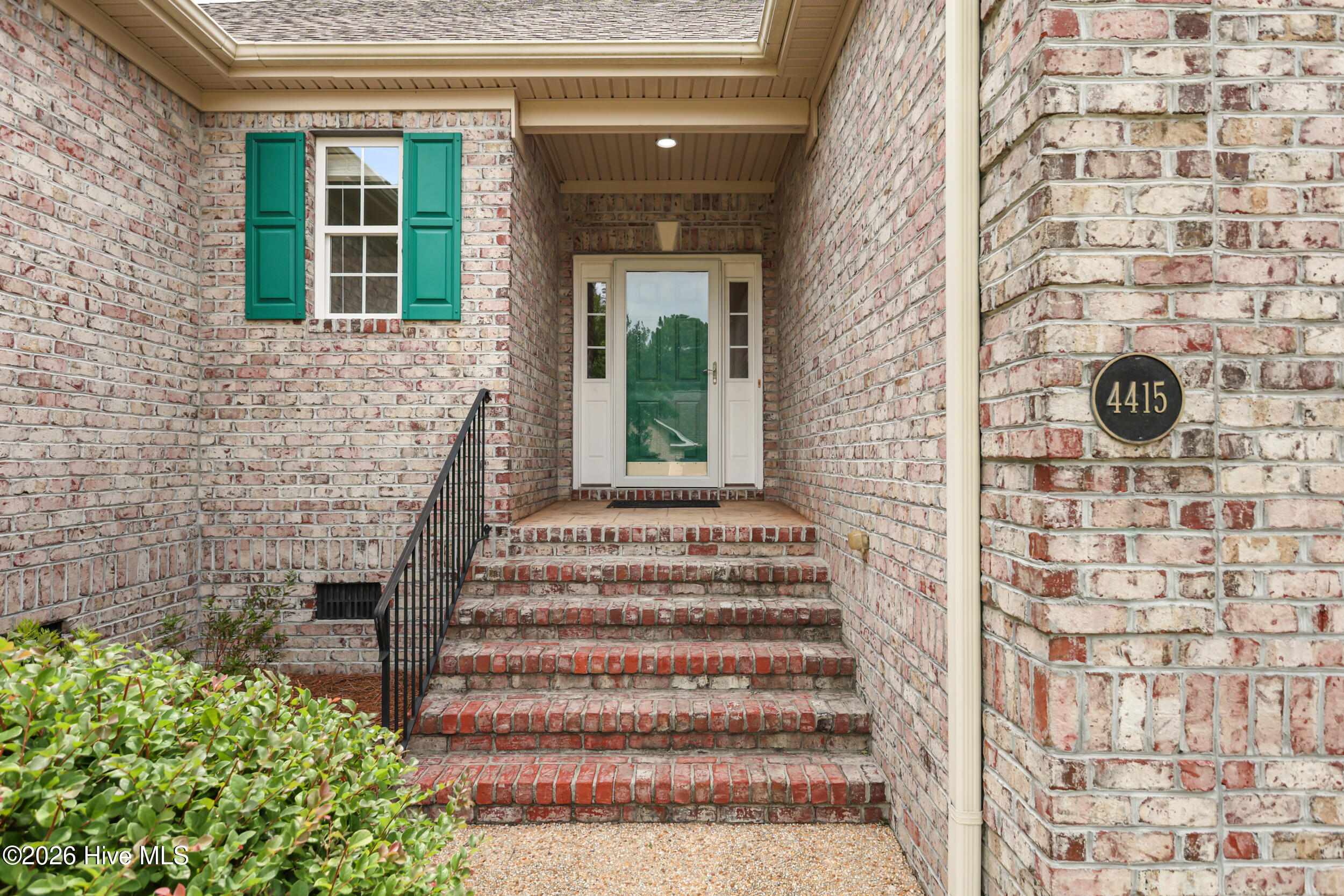 main property photo 3