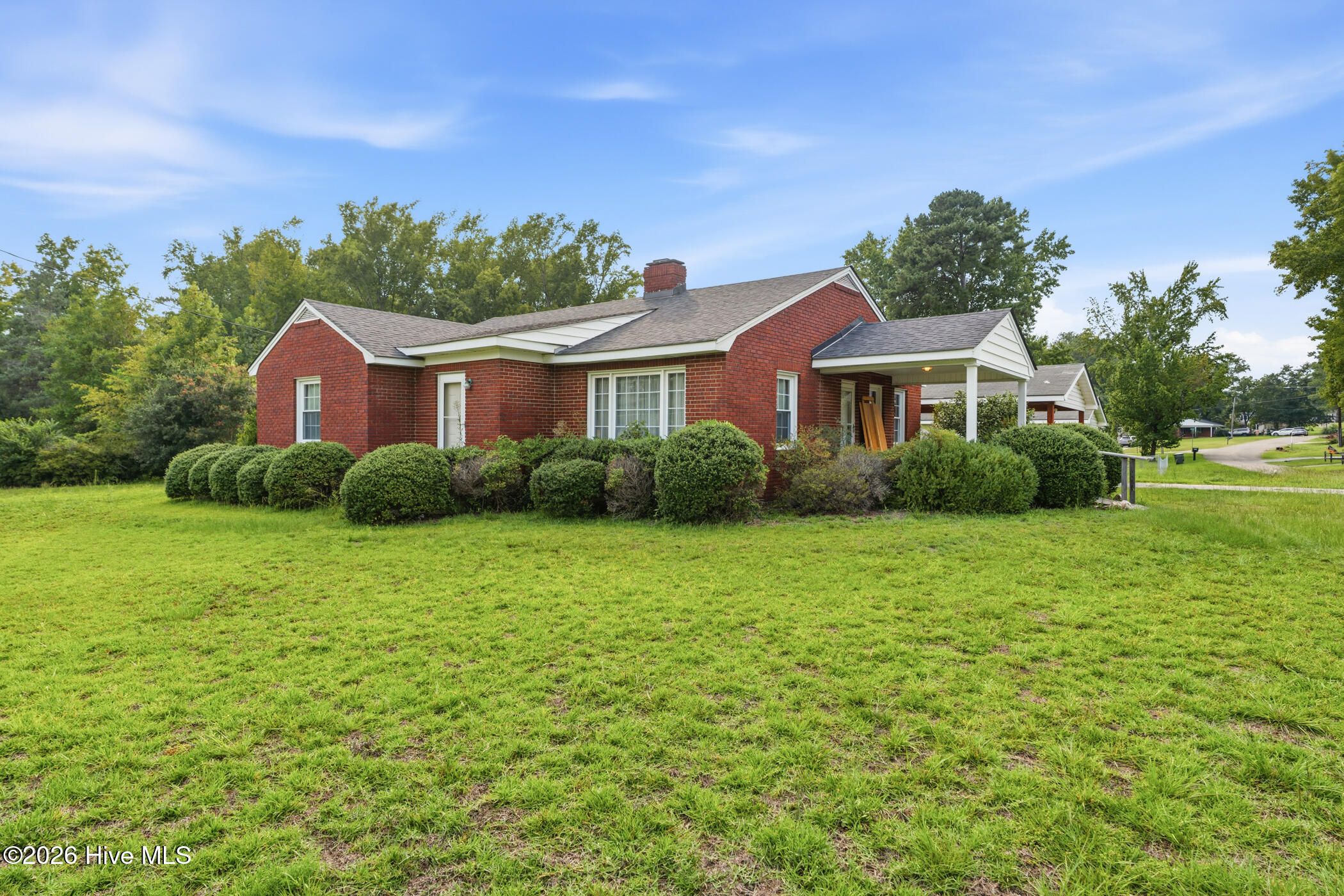 main property photo 5