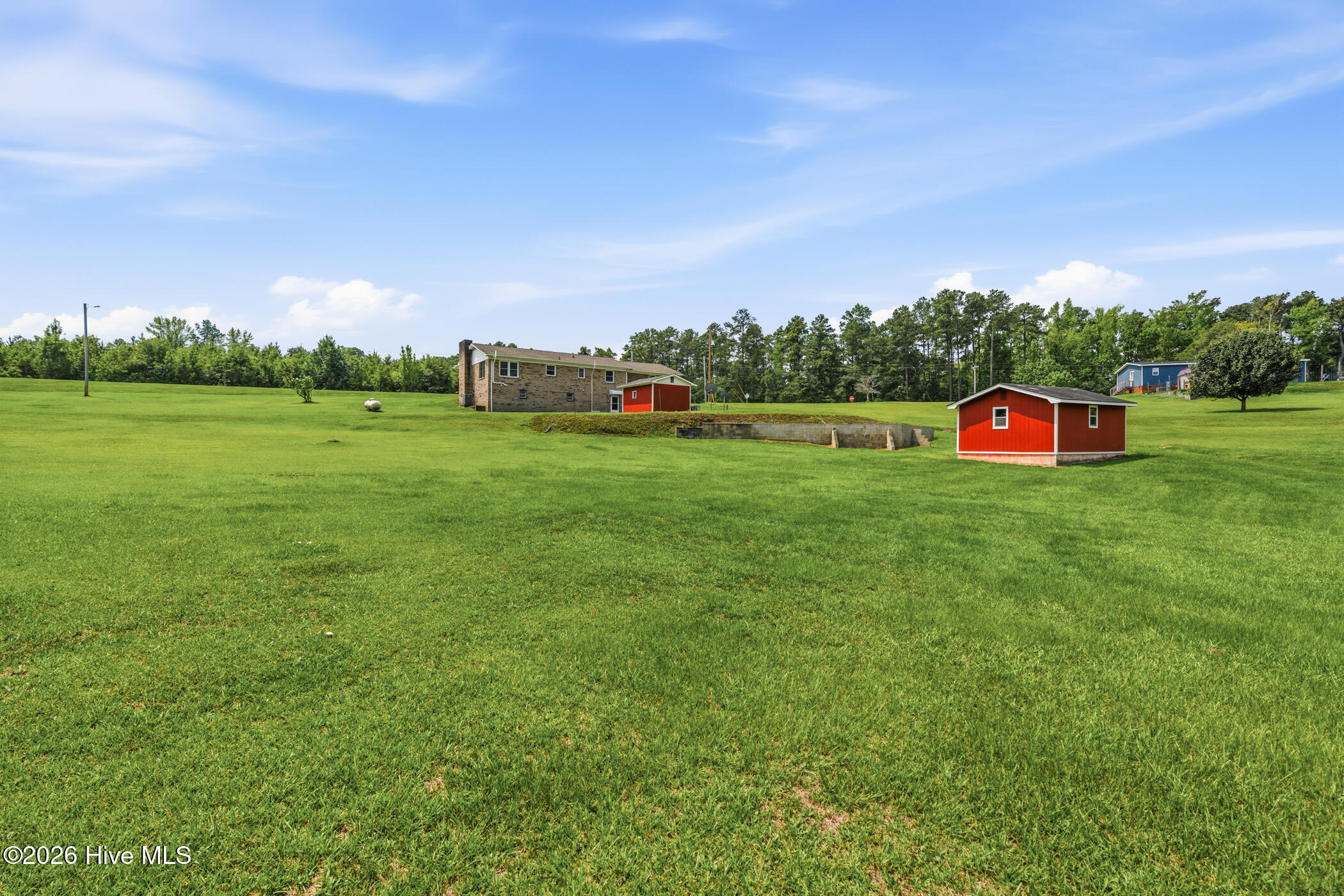 main property photo 30