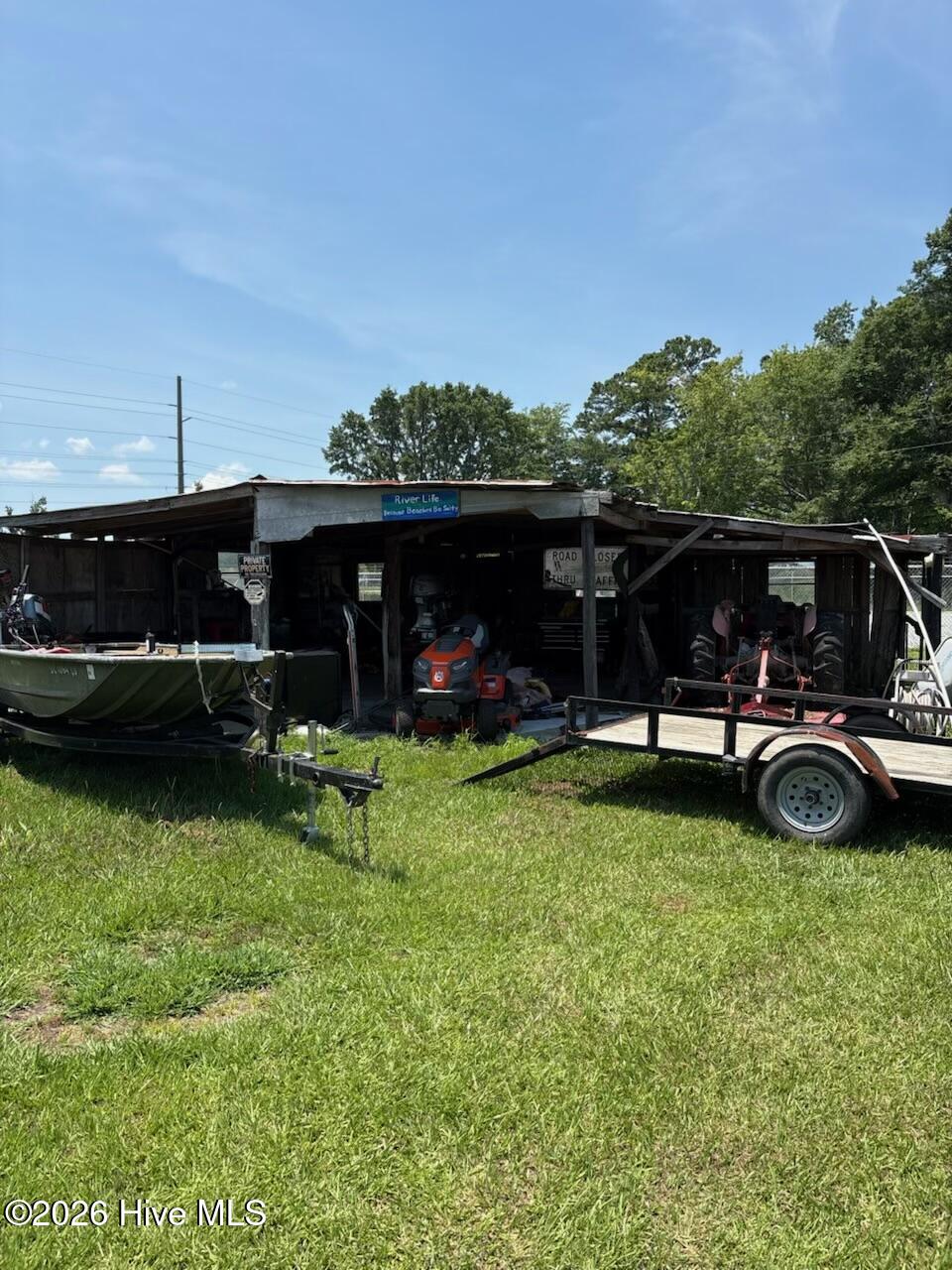main property photo 7