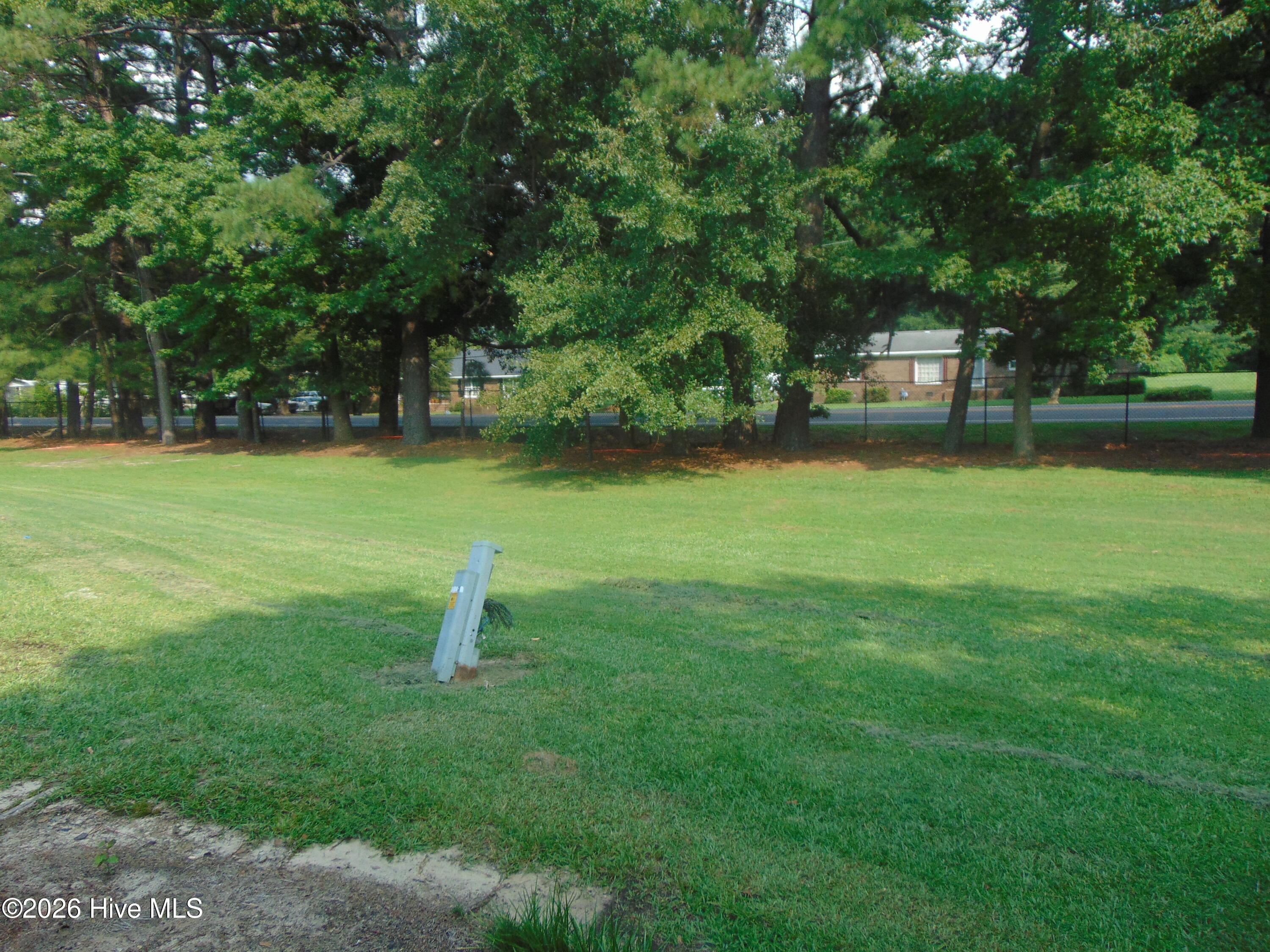 main property photo 14