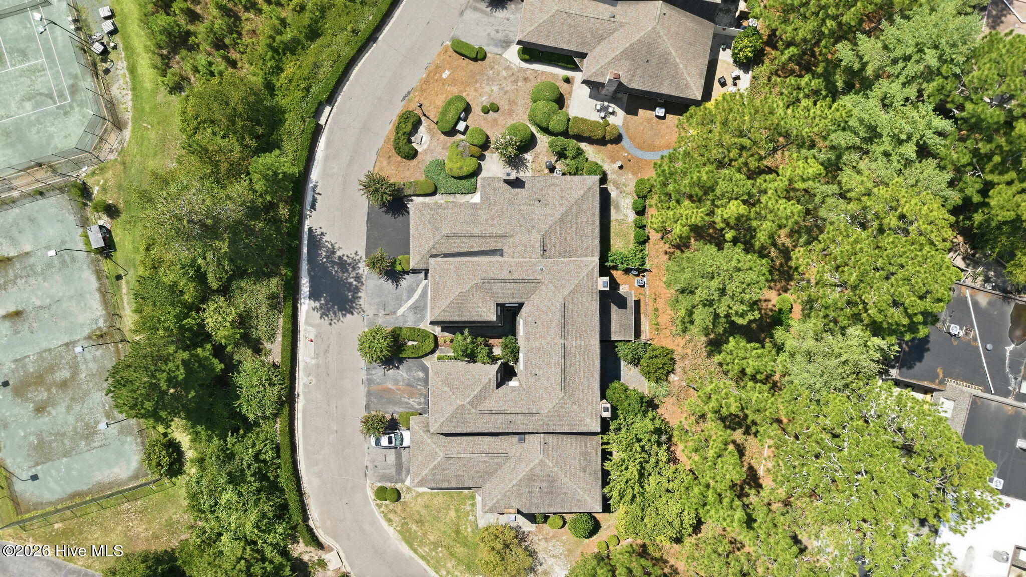 main property photo 39