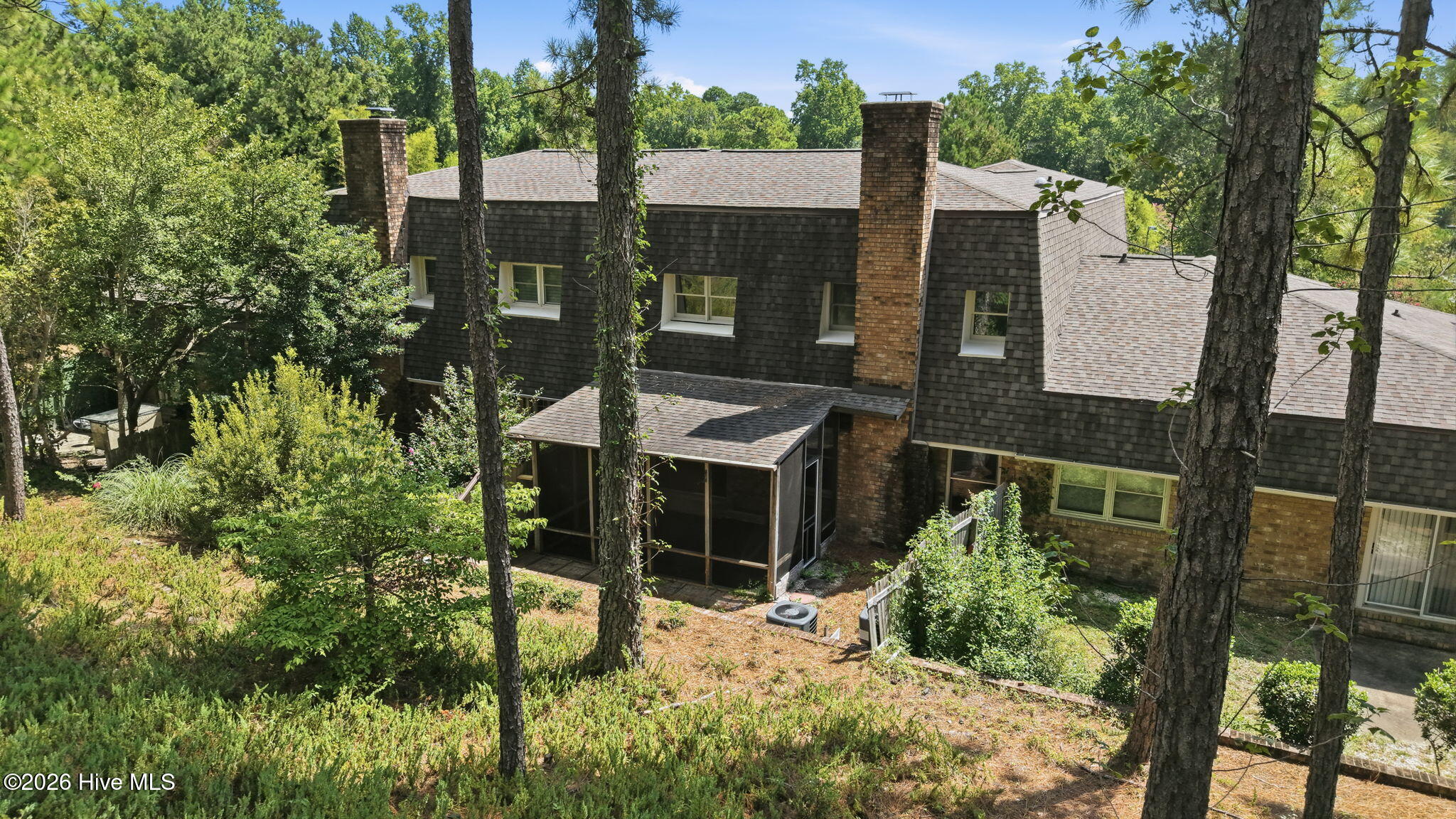 main property photo 41