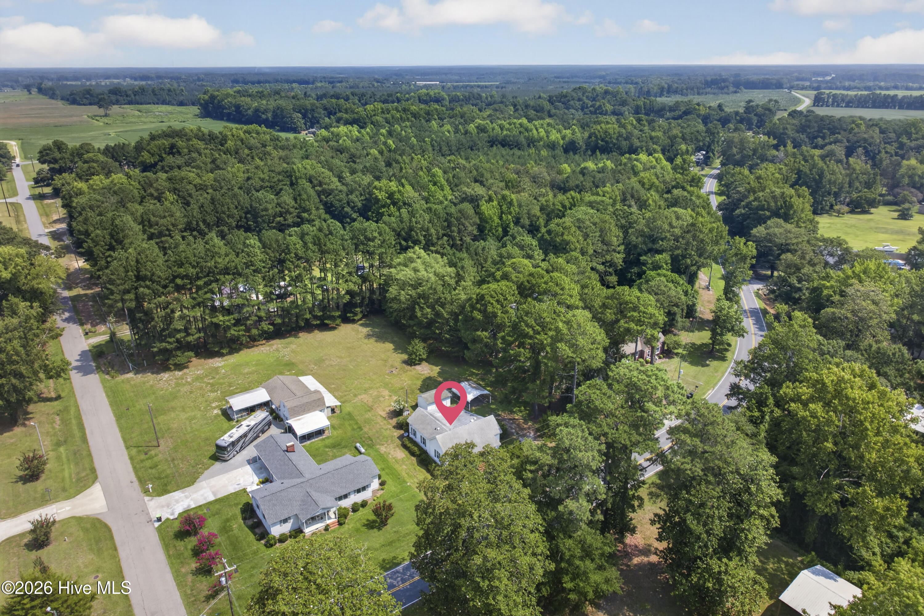 main property photo 40