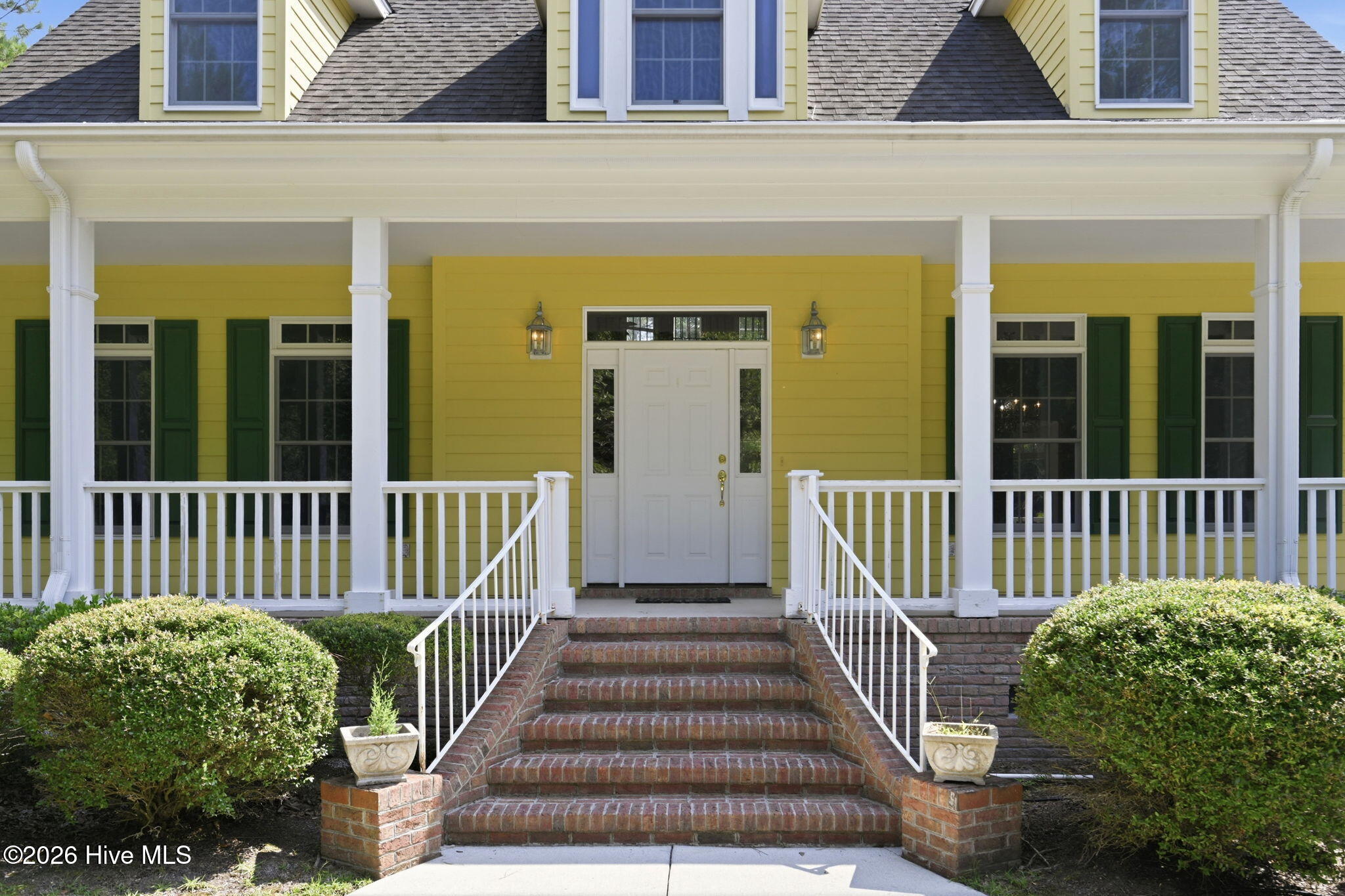 main property photo 8