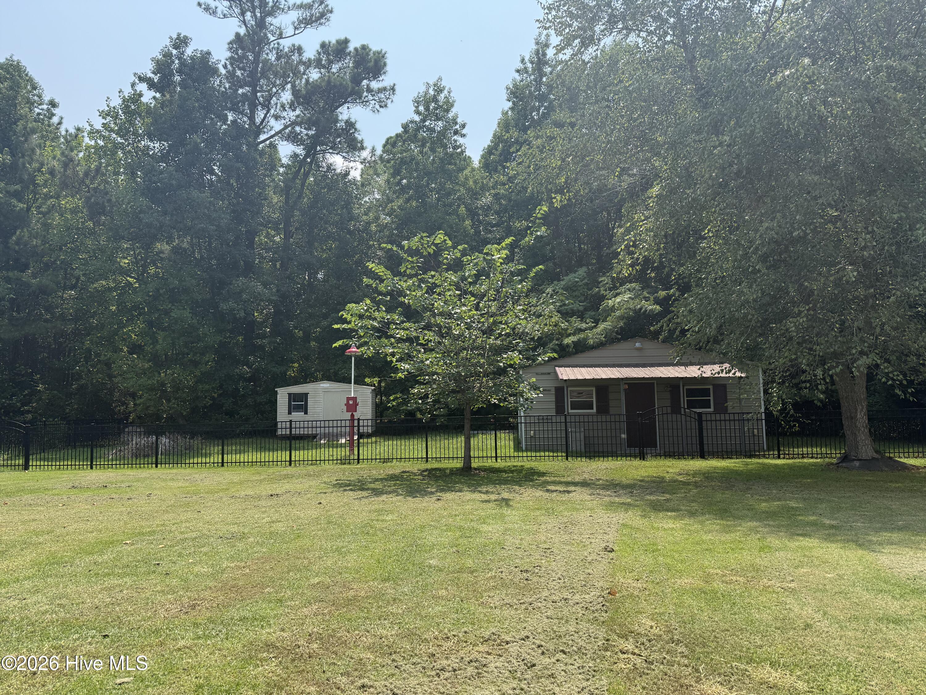 main property photo 22