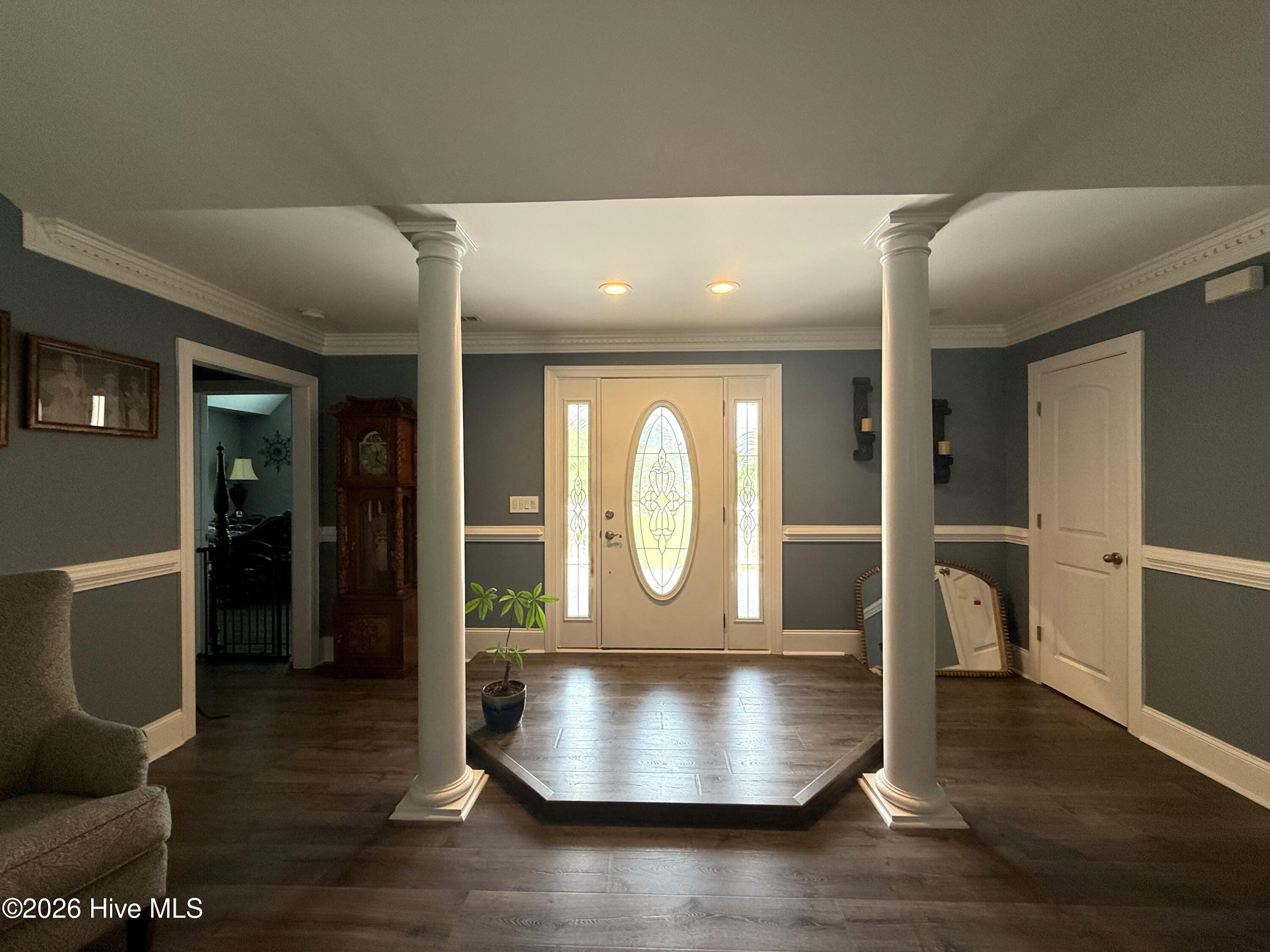 main property photo 4