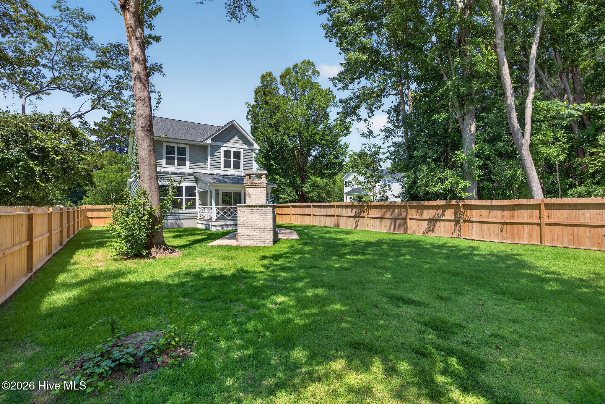 main property photo 47