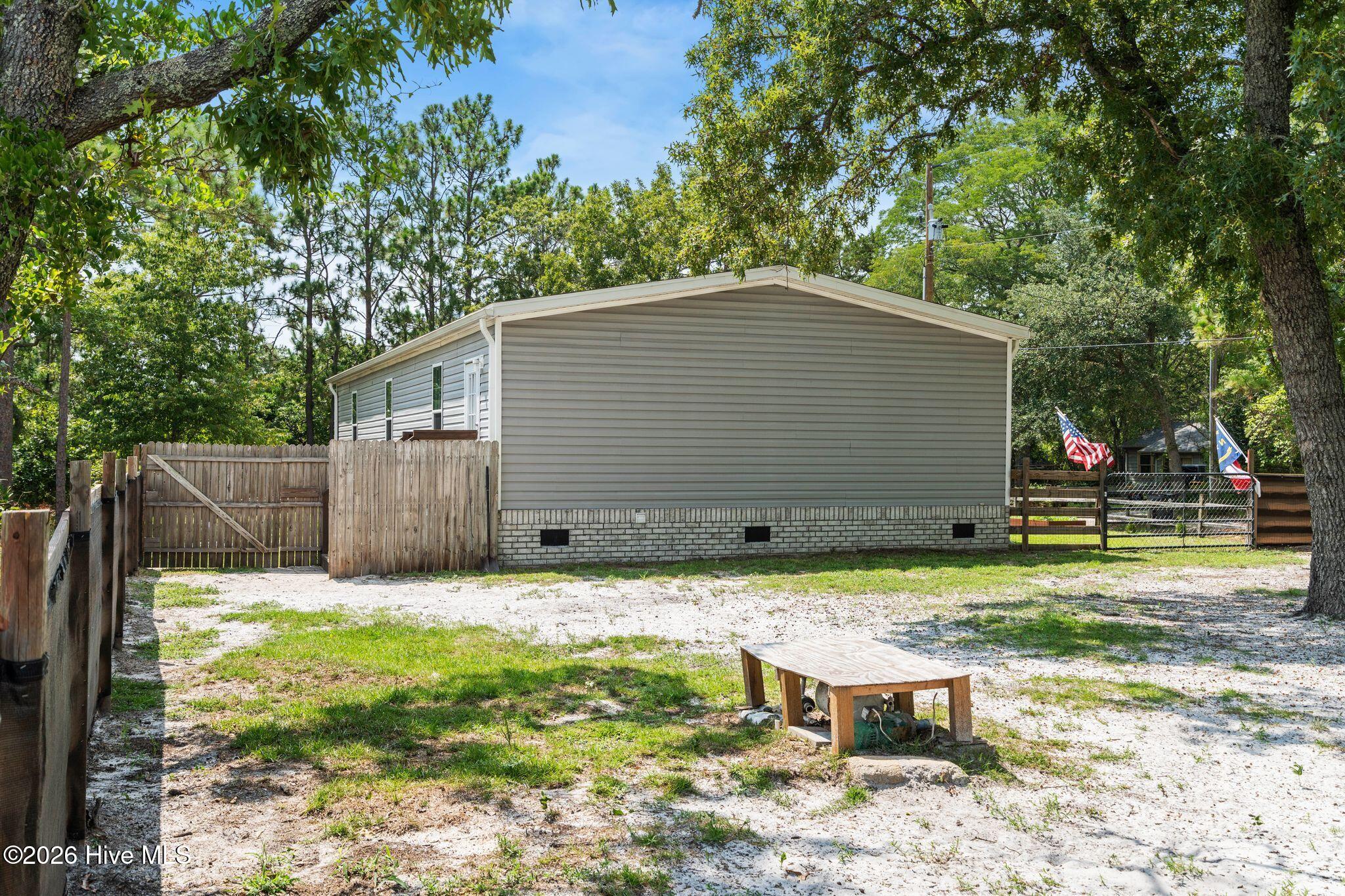 main property photo 41