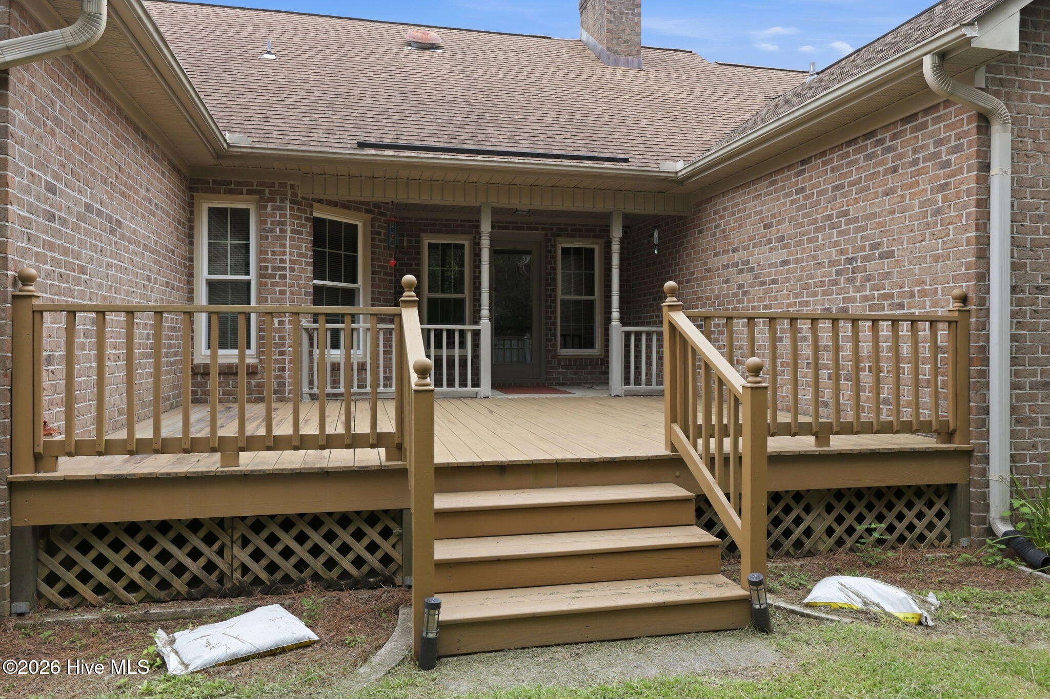 main property photo 23