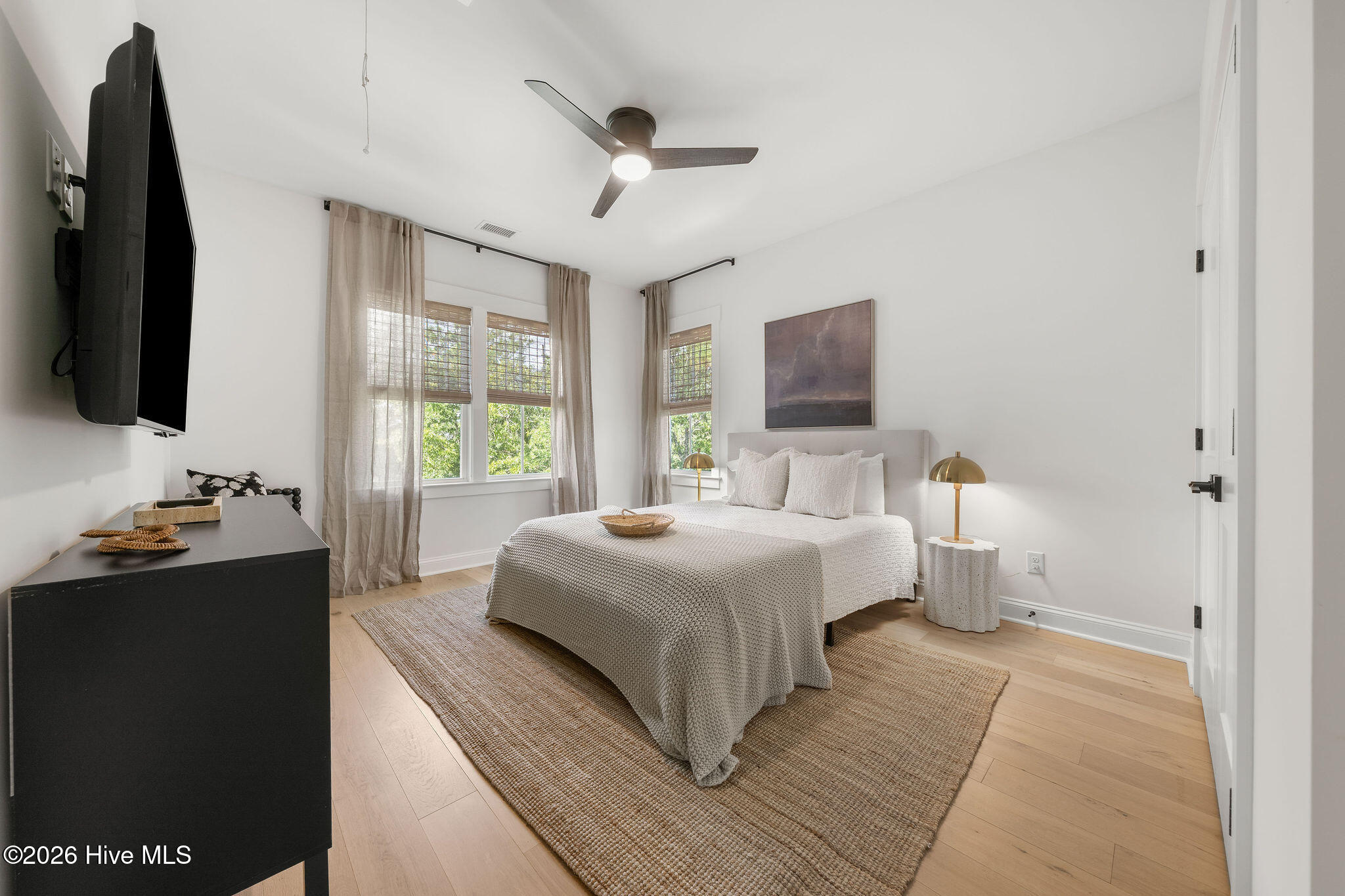 main property photo 70