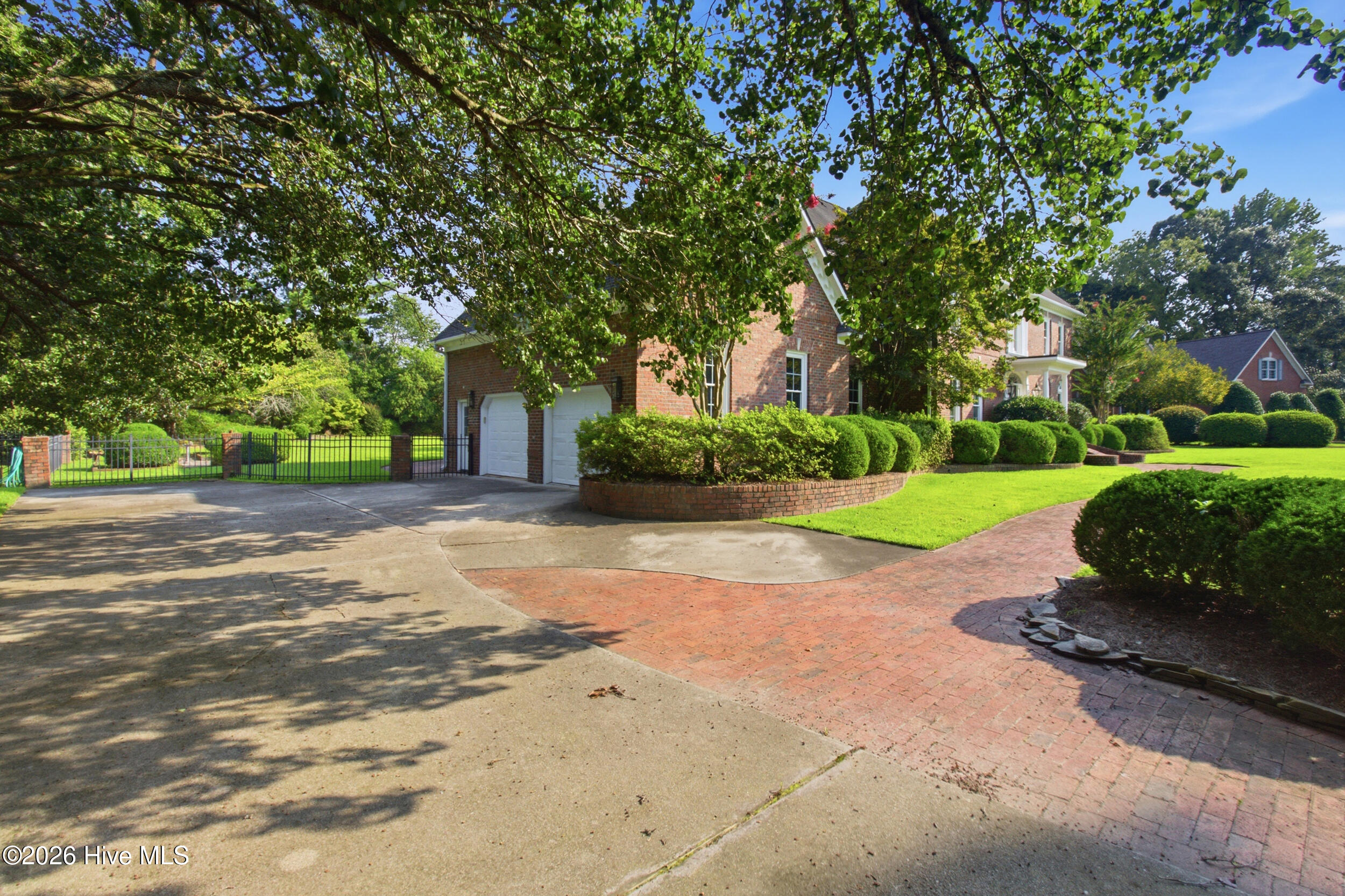 main property photo 64