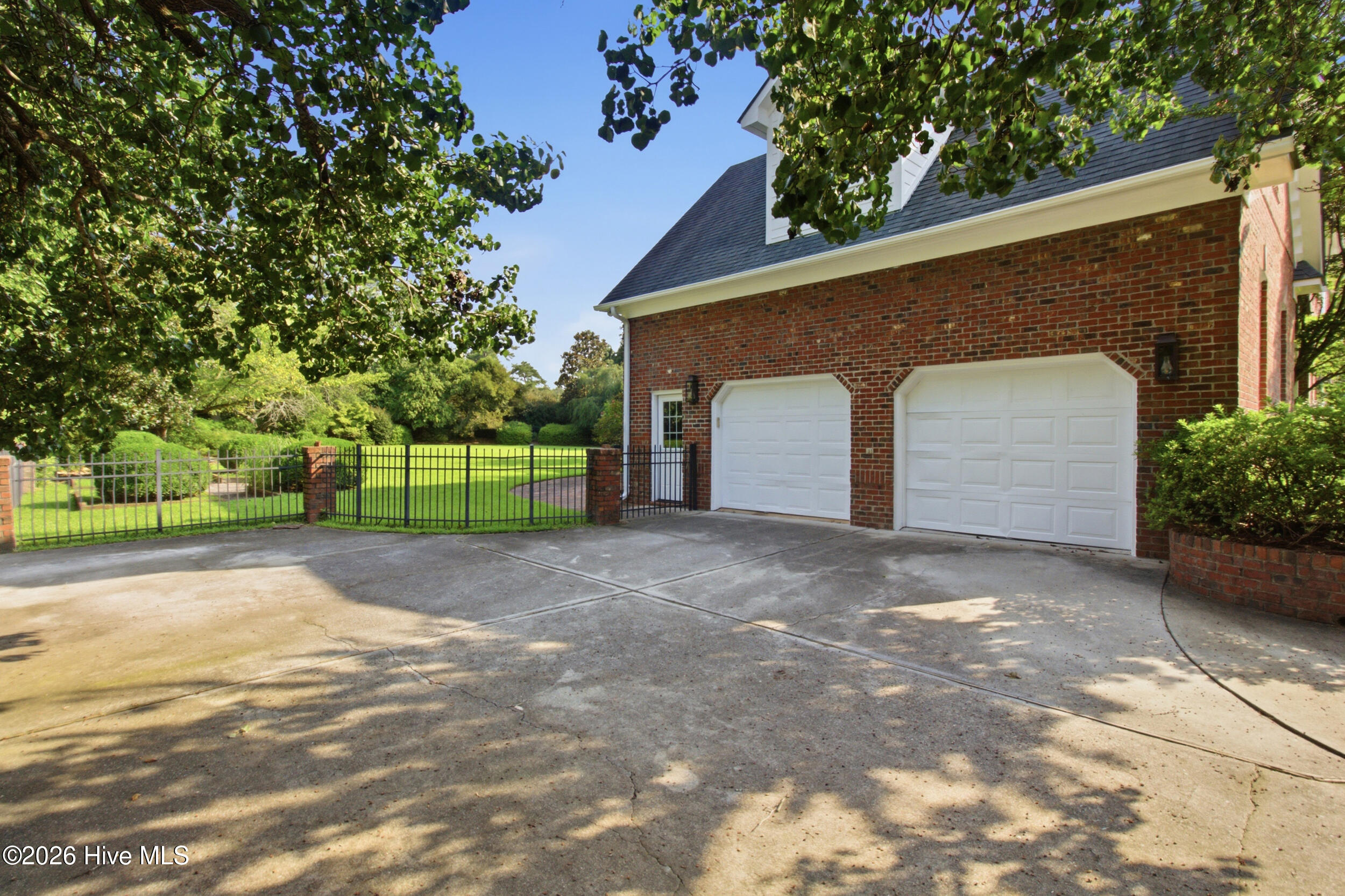 main property photo 65