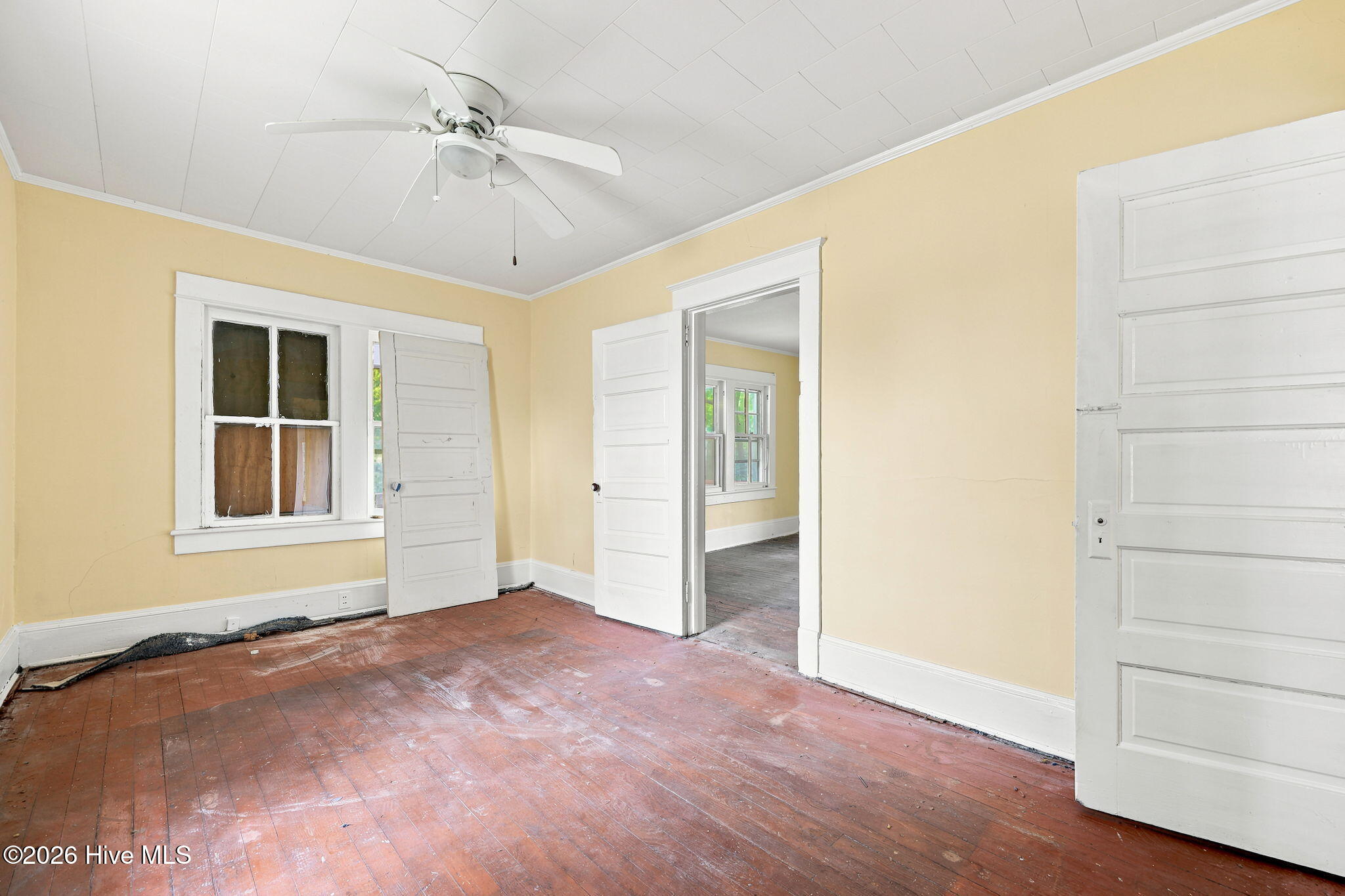 main property photo 10