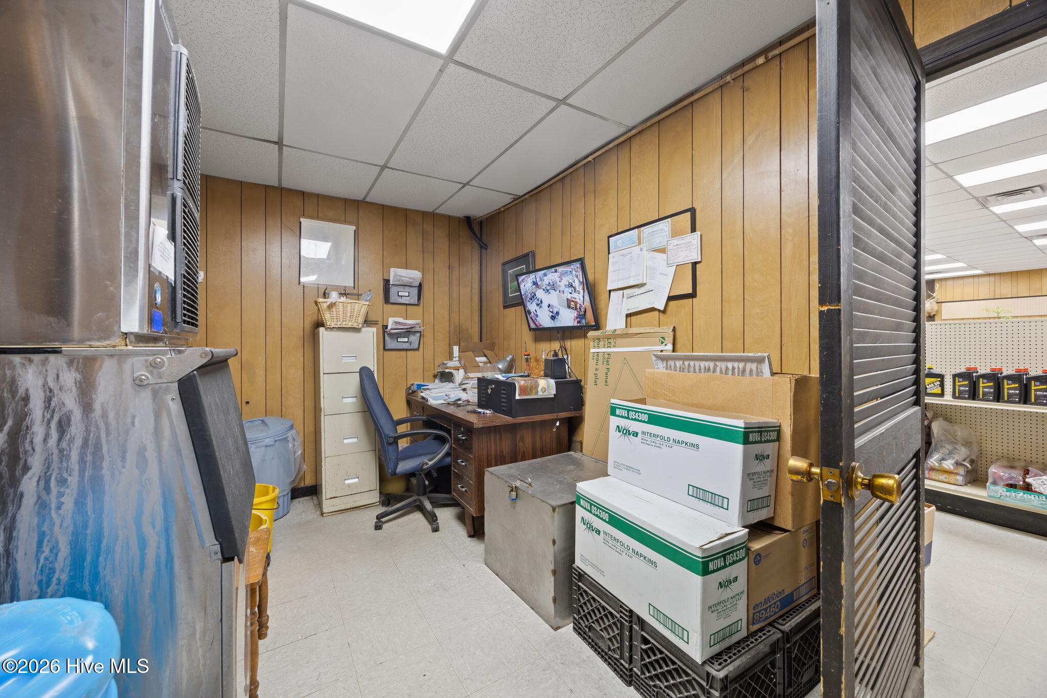 main property photo 42