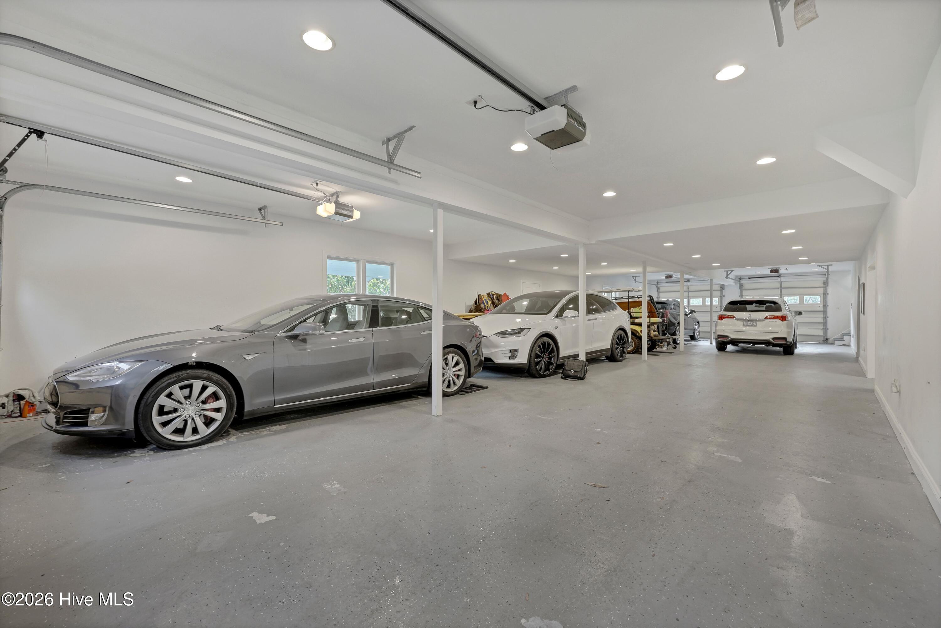 main property photo 60
