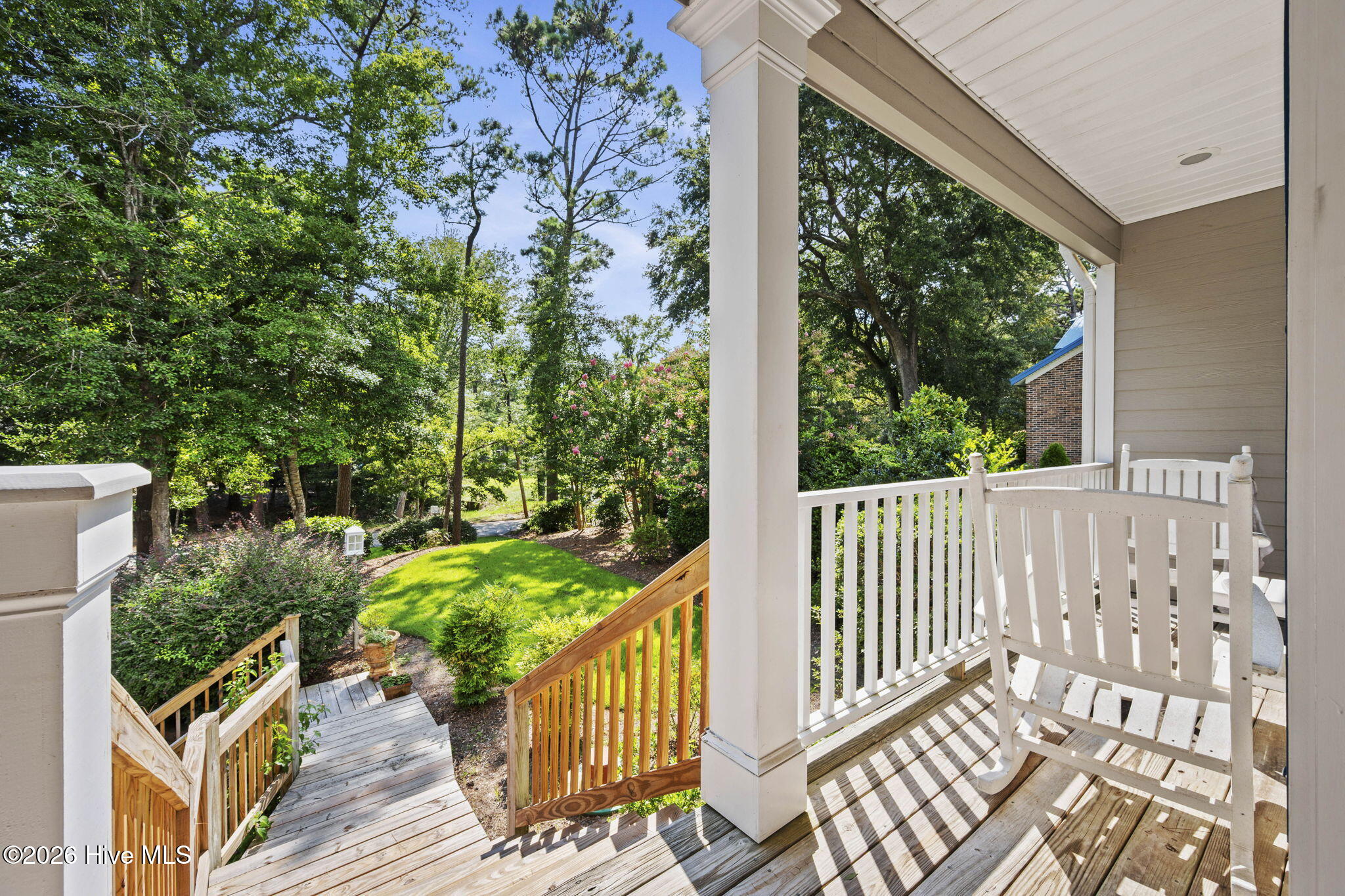 main property photo 12