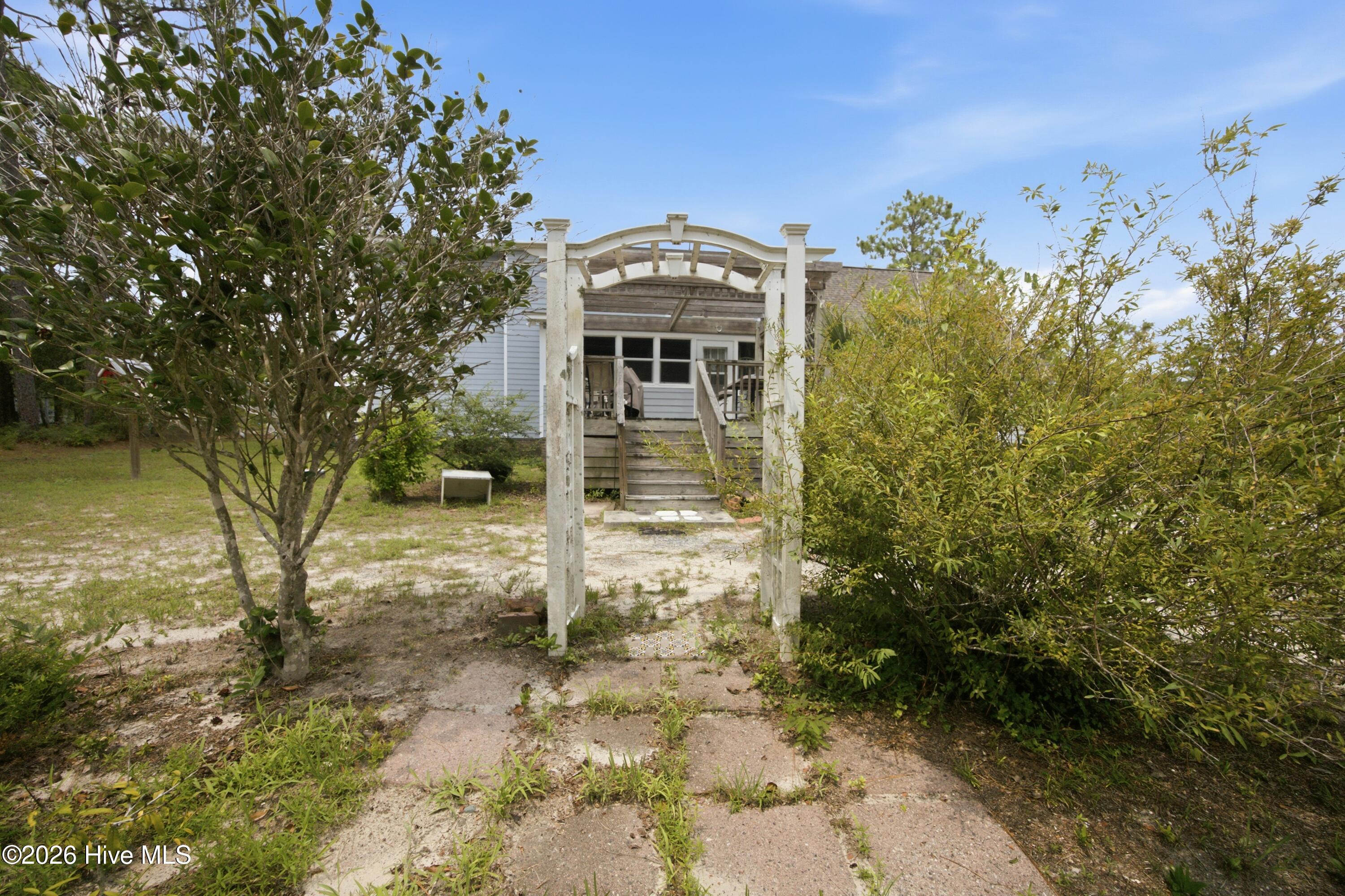 main property photo 40