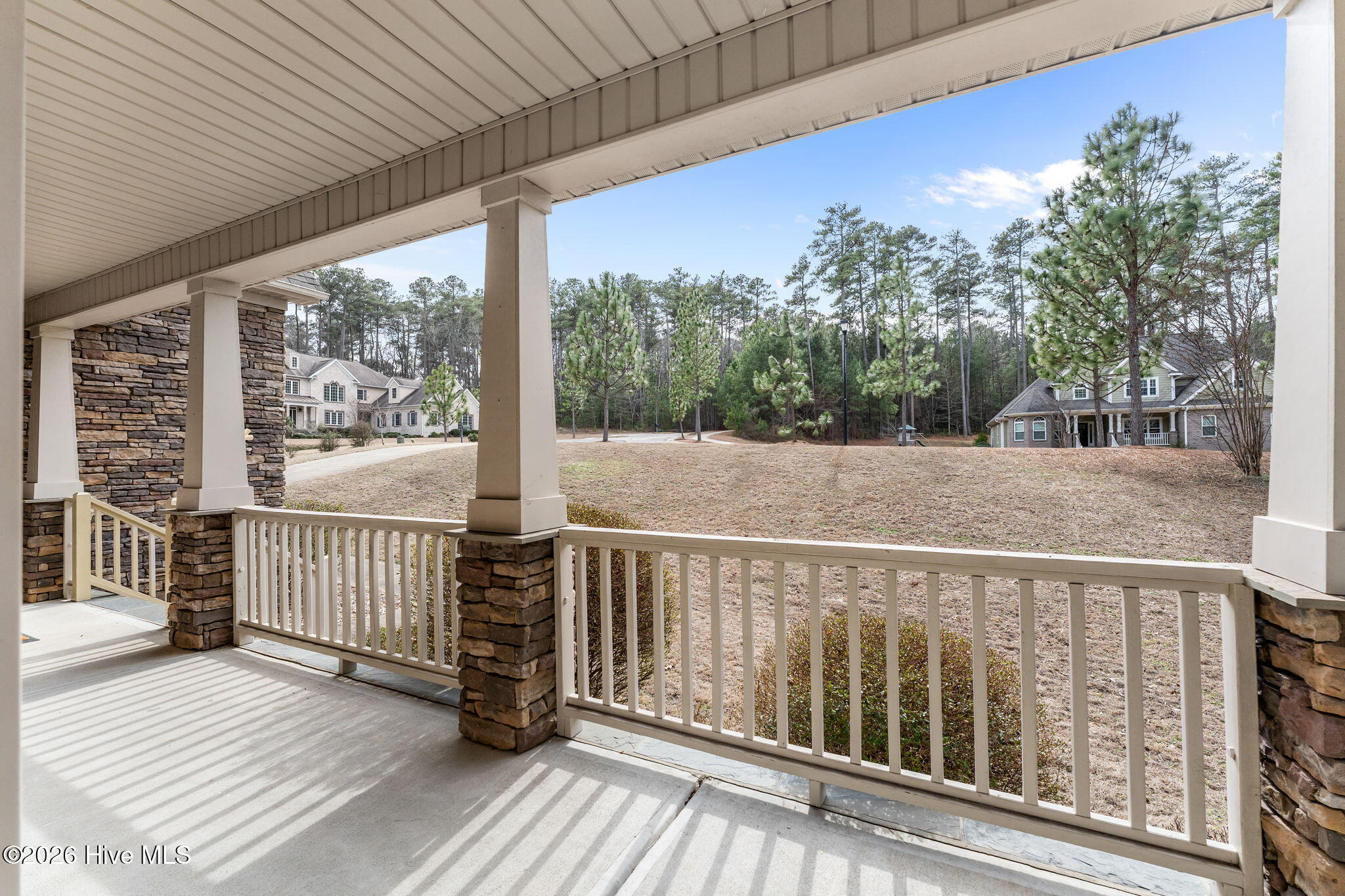 main property photo 5