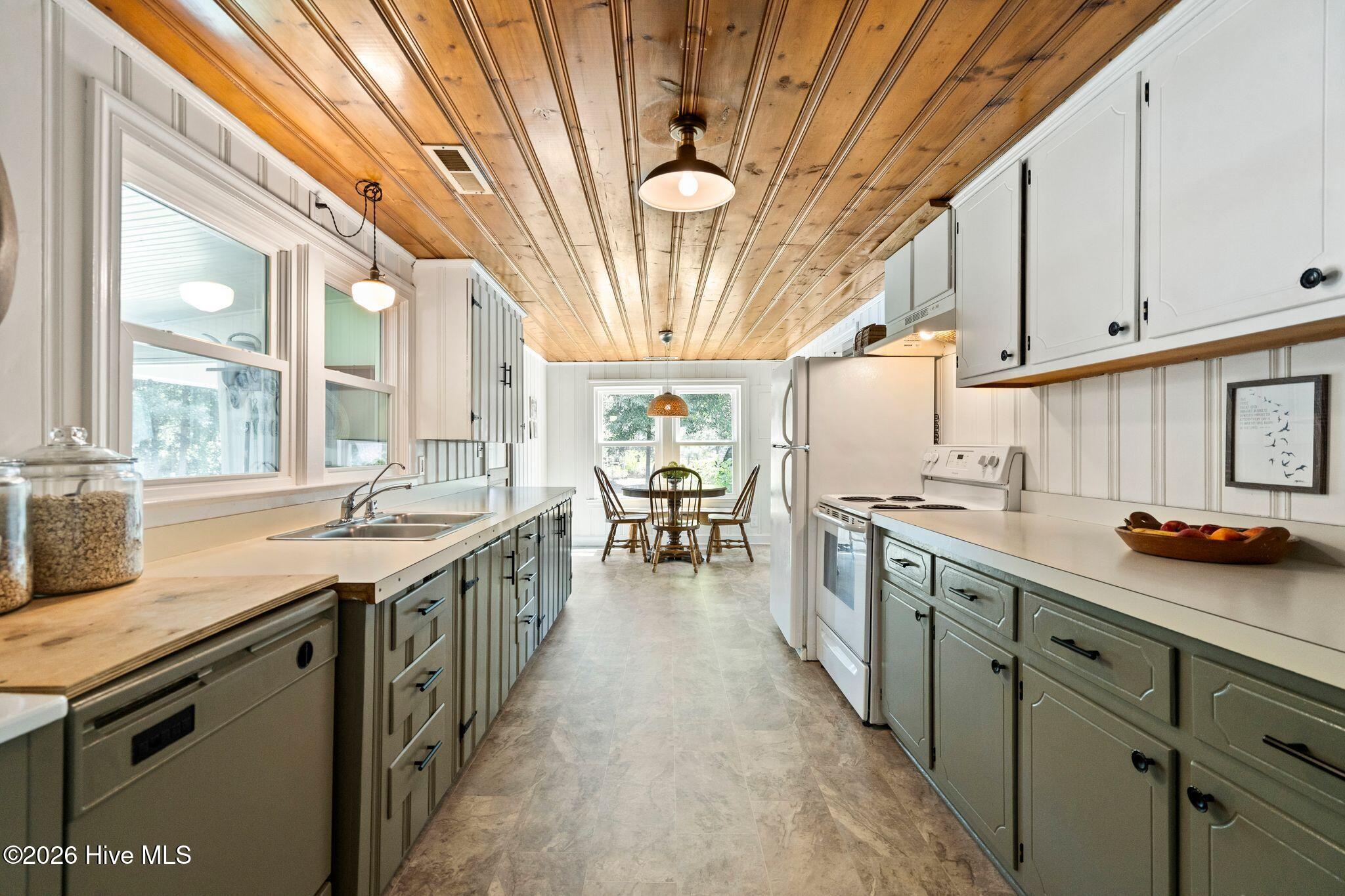 property viewer photo 13