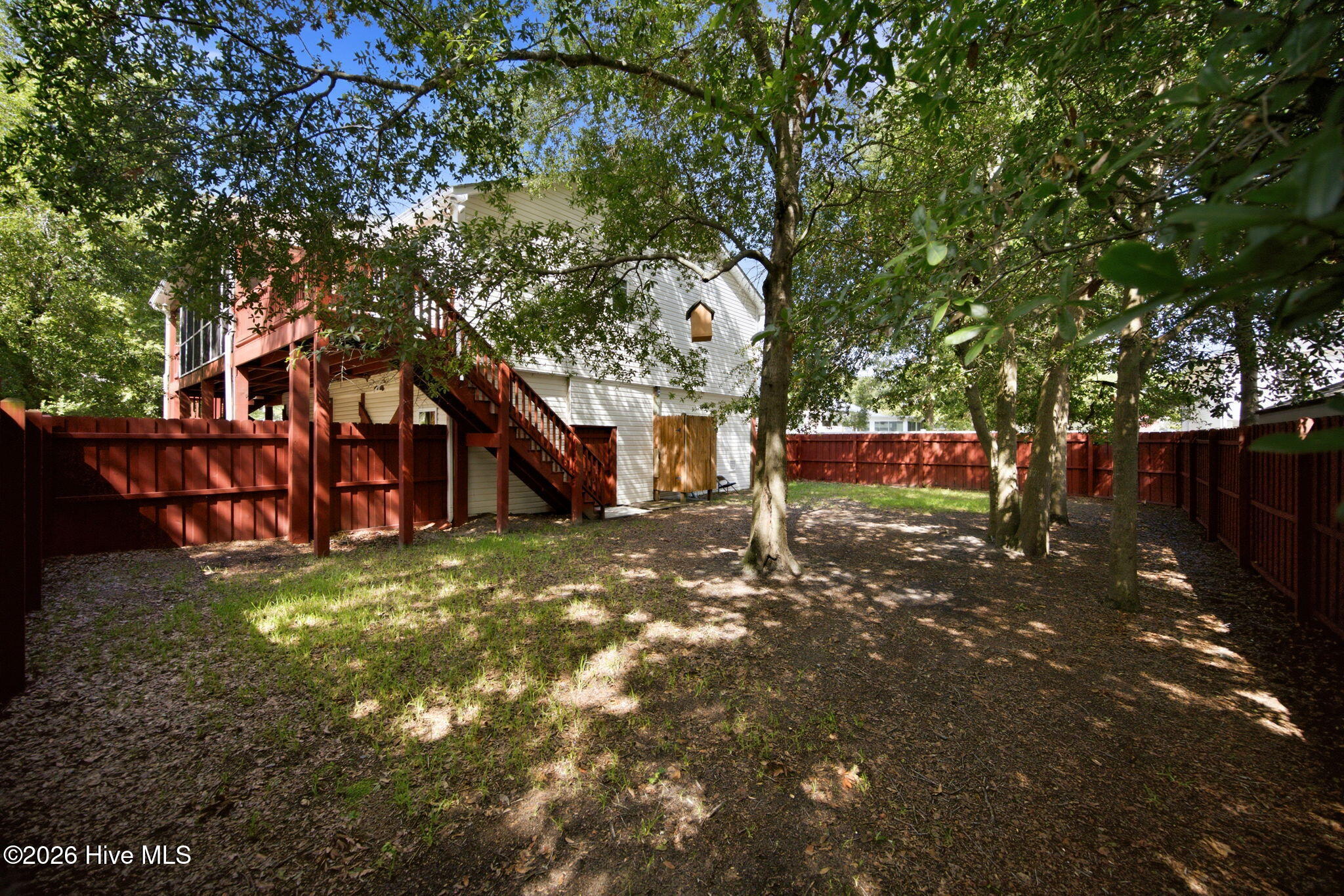 main property photo 33