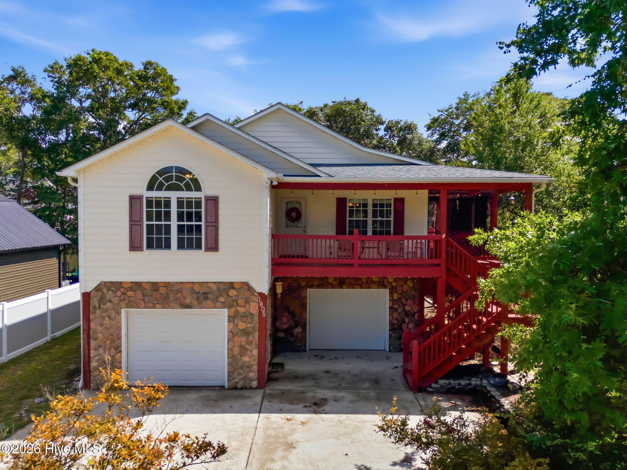 main property photo 41