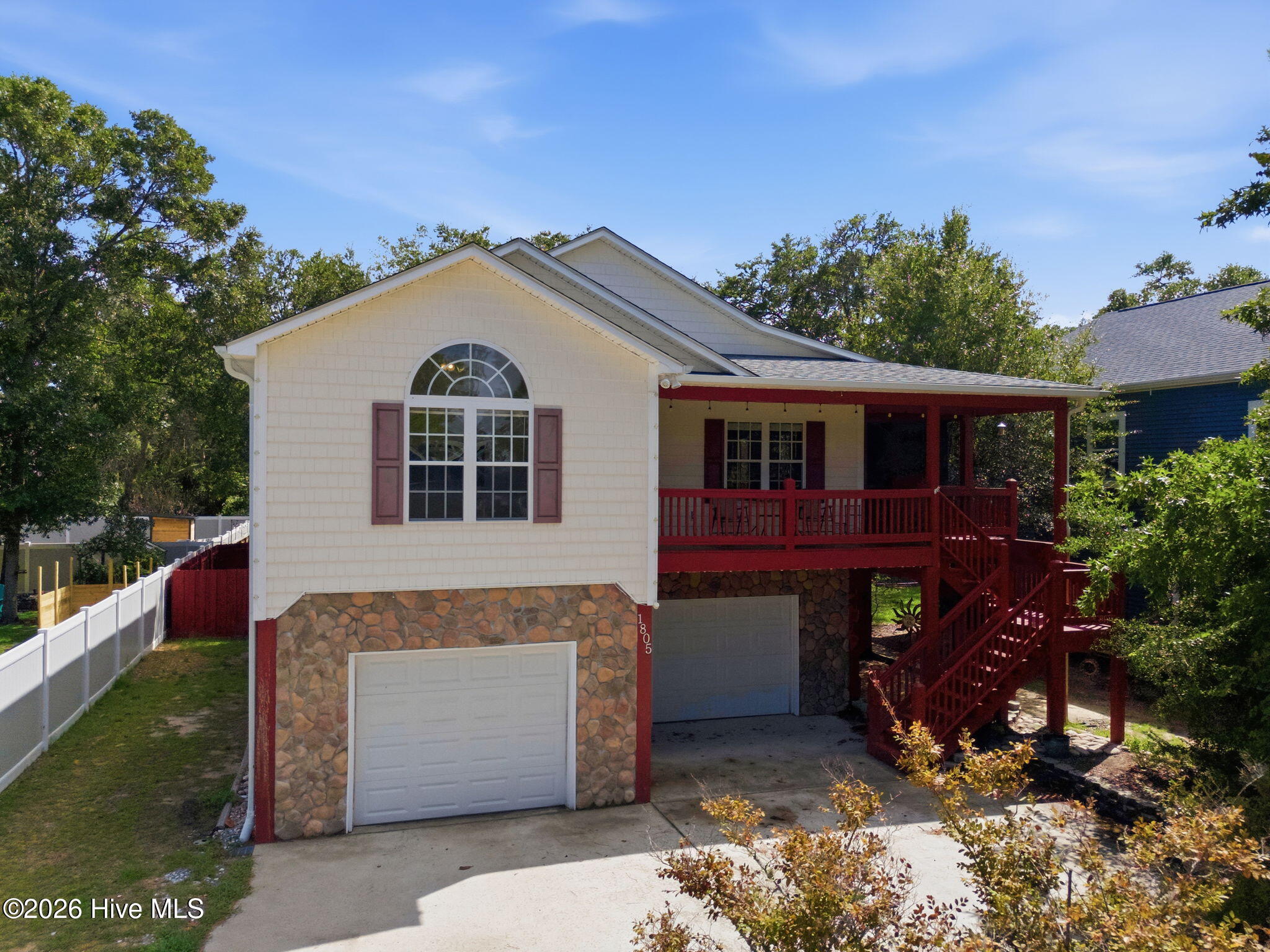 main property photo 44