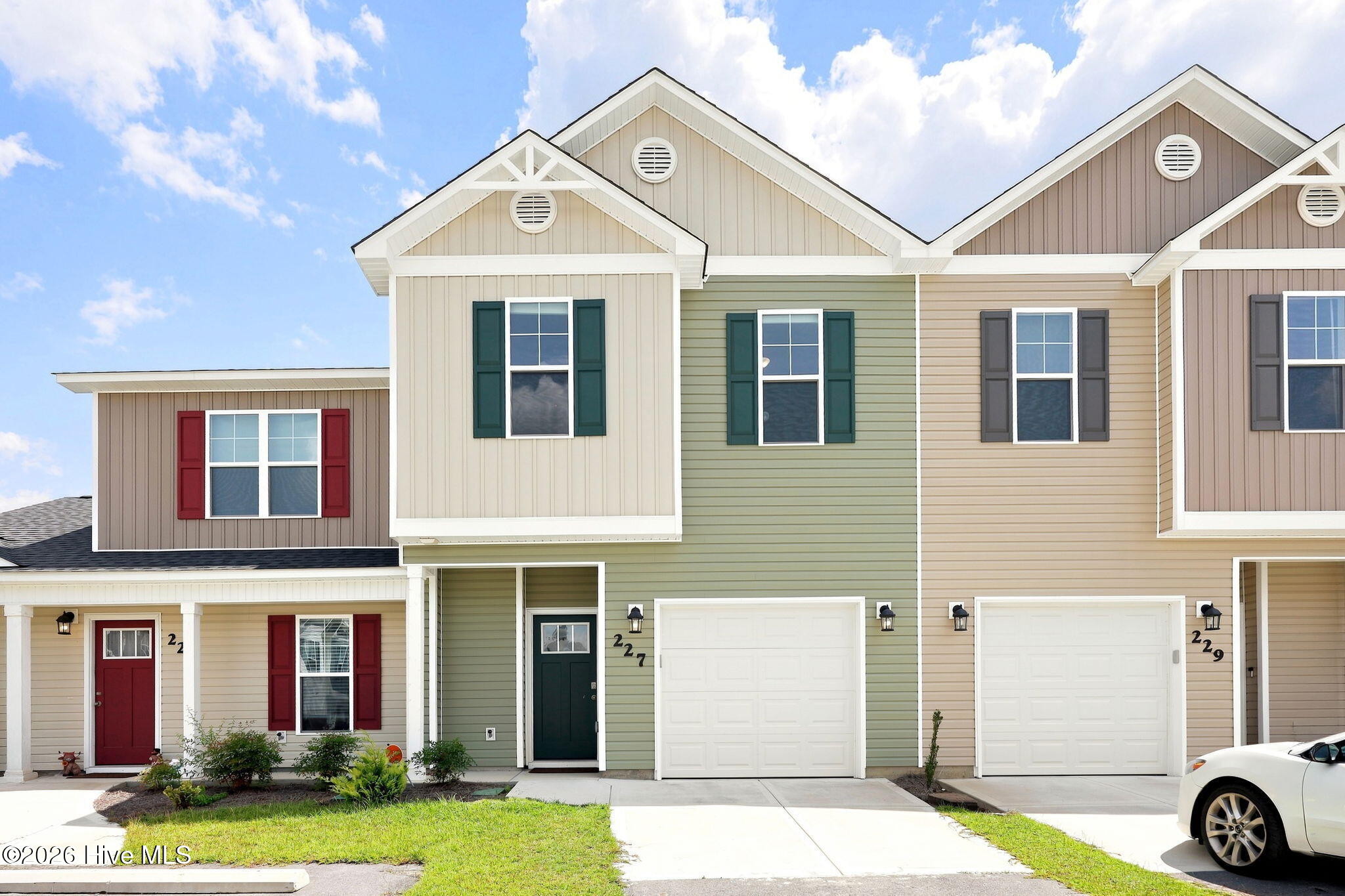 main property photo 0