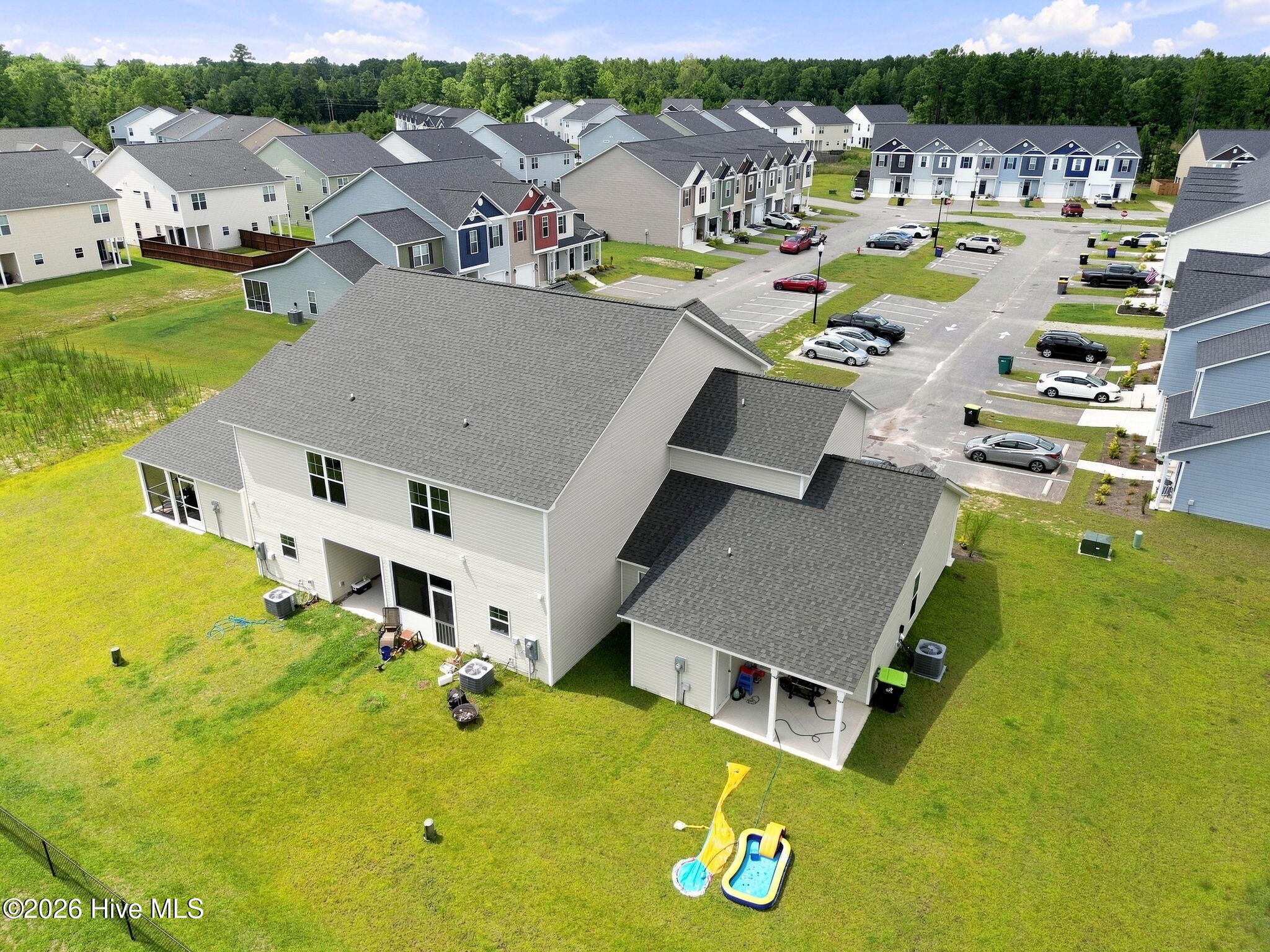 main property photo 9