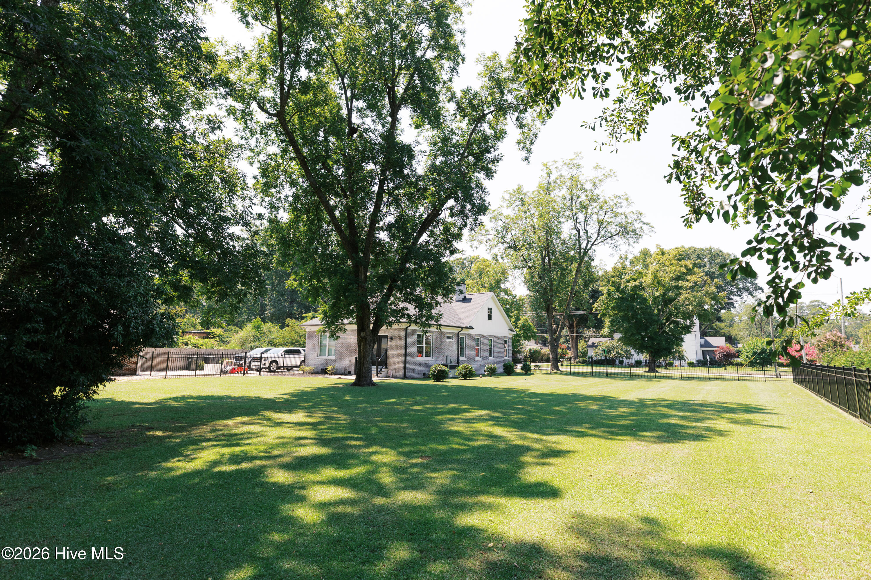 main property photo 47