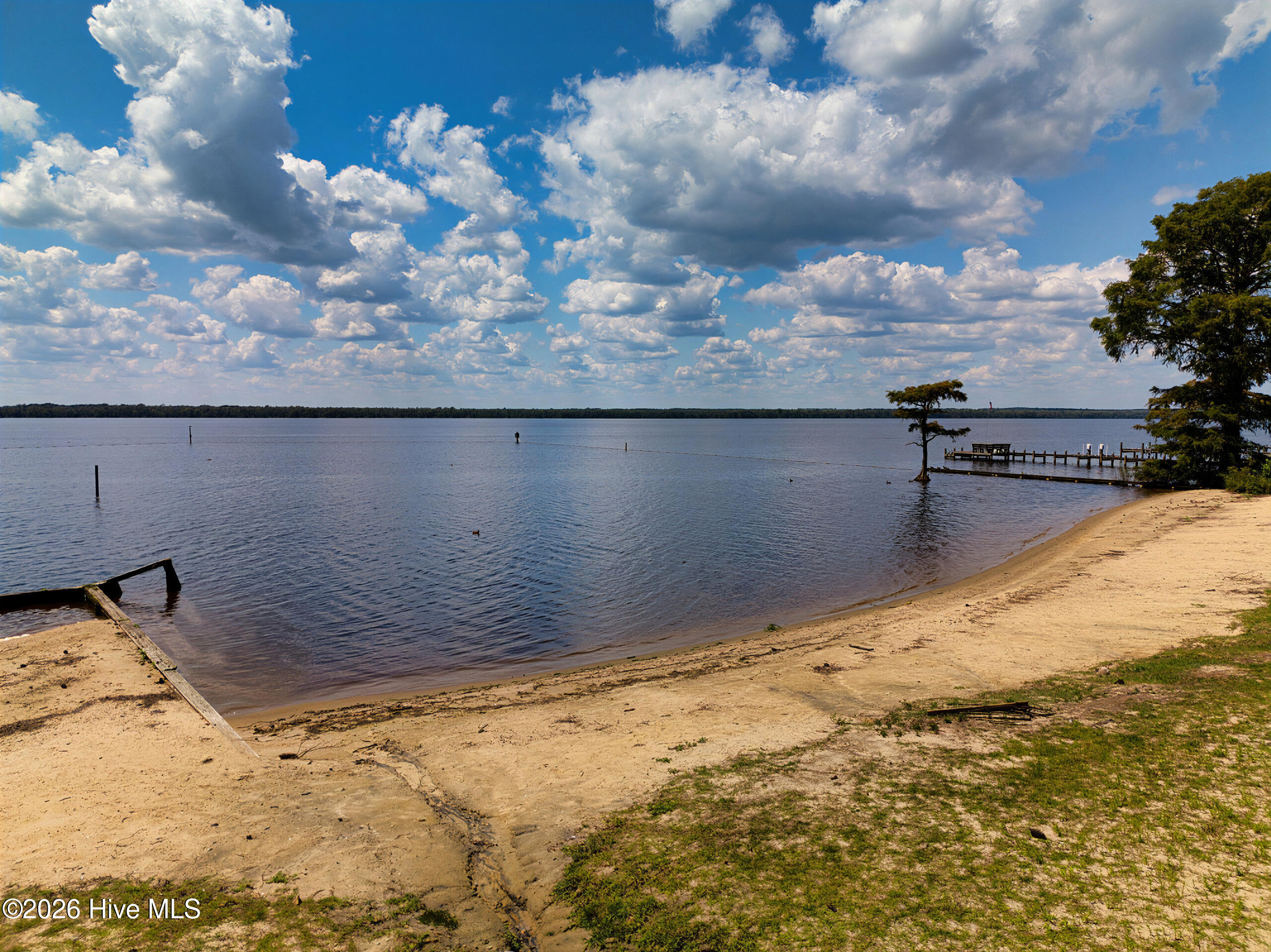 main property photo 50