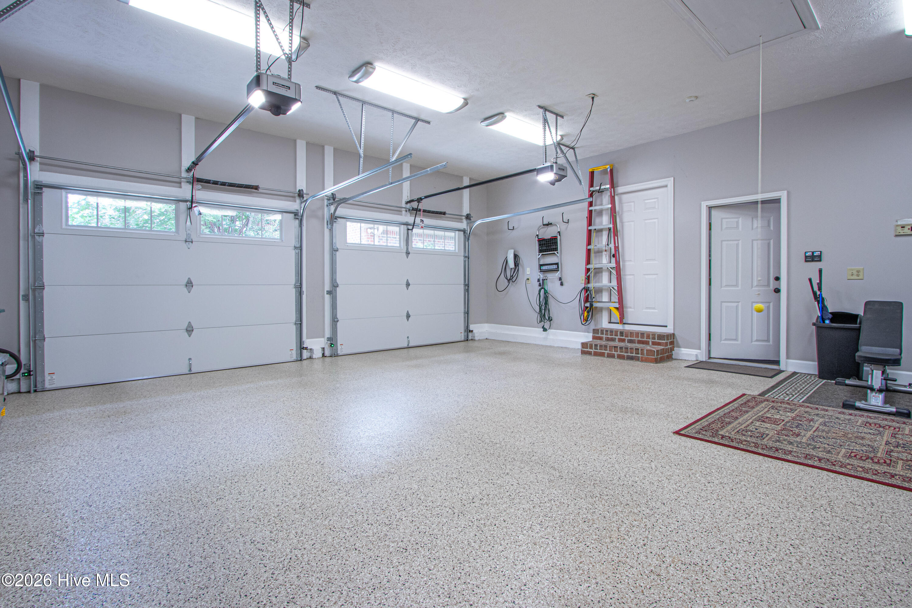main property photo 73